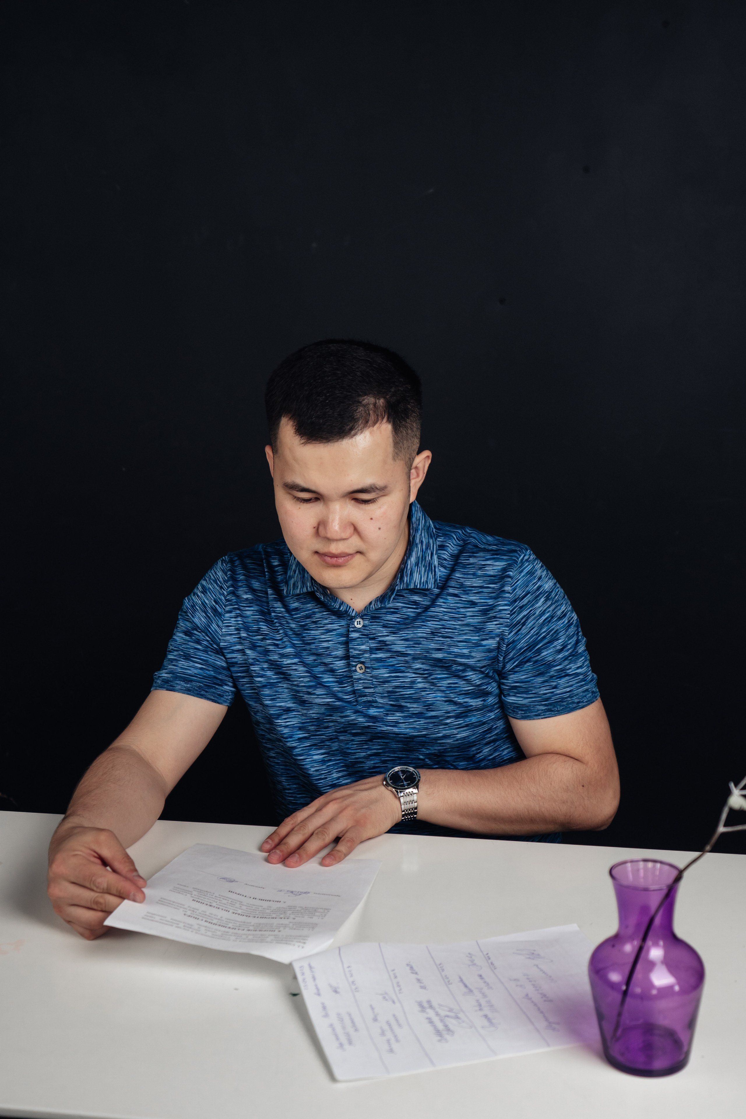 Индивидуальная фотосессия в фотостудии. Уличный и студийный фотограф в Астане Ержанов Нурасыл