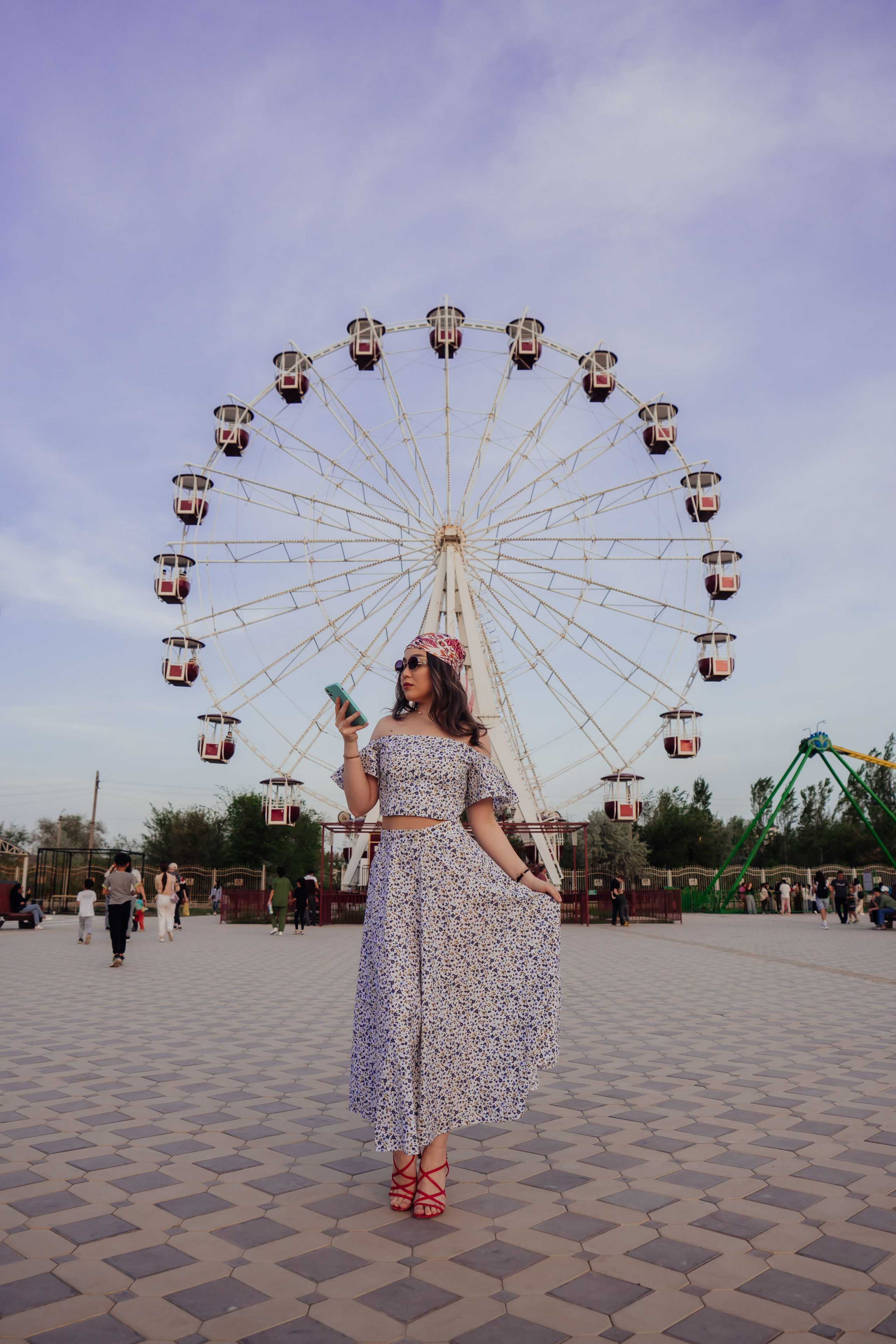 Keremet Park. Street portrait. Уличный и студийный фотограф в Астане Ержанов Нурасыл