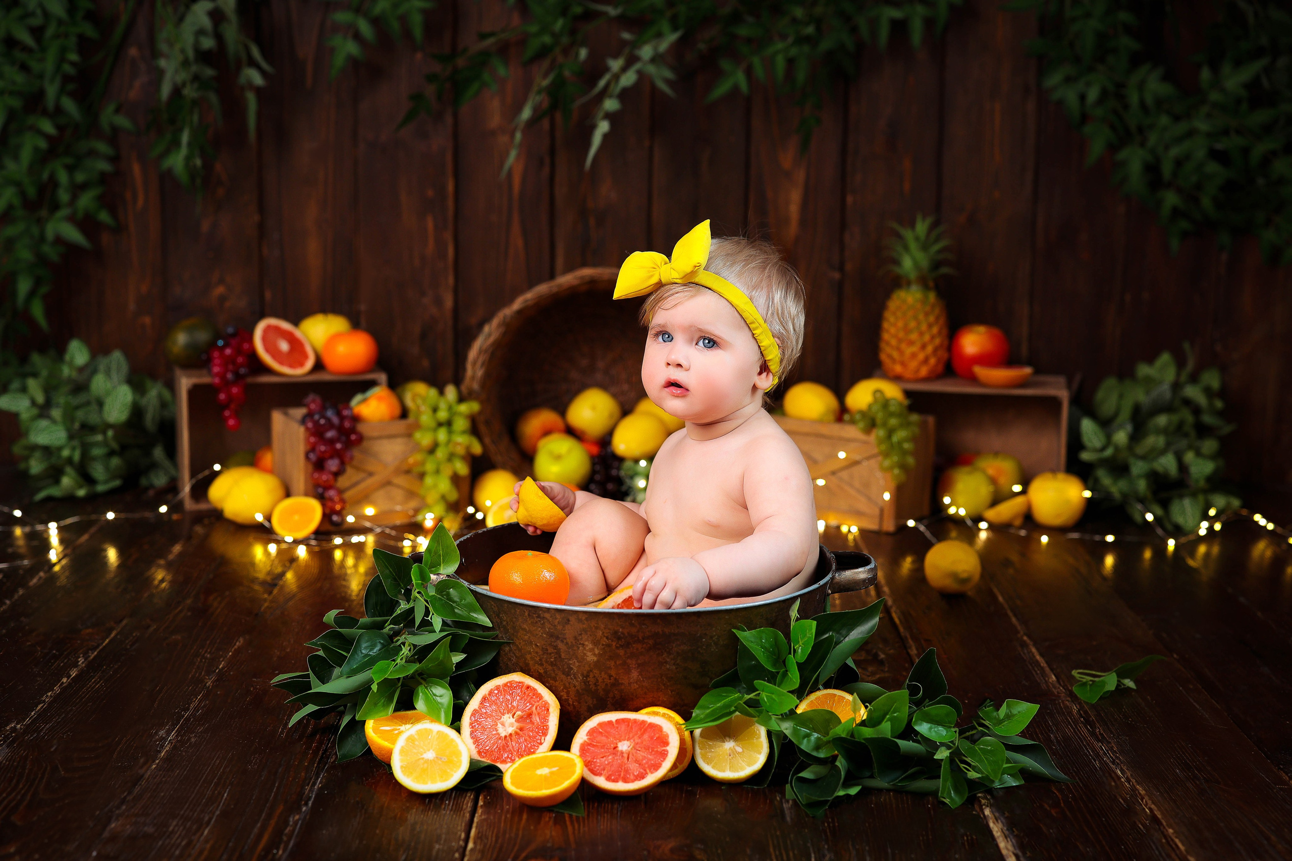 Малышки Антураж