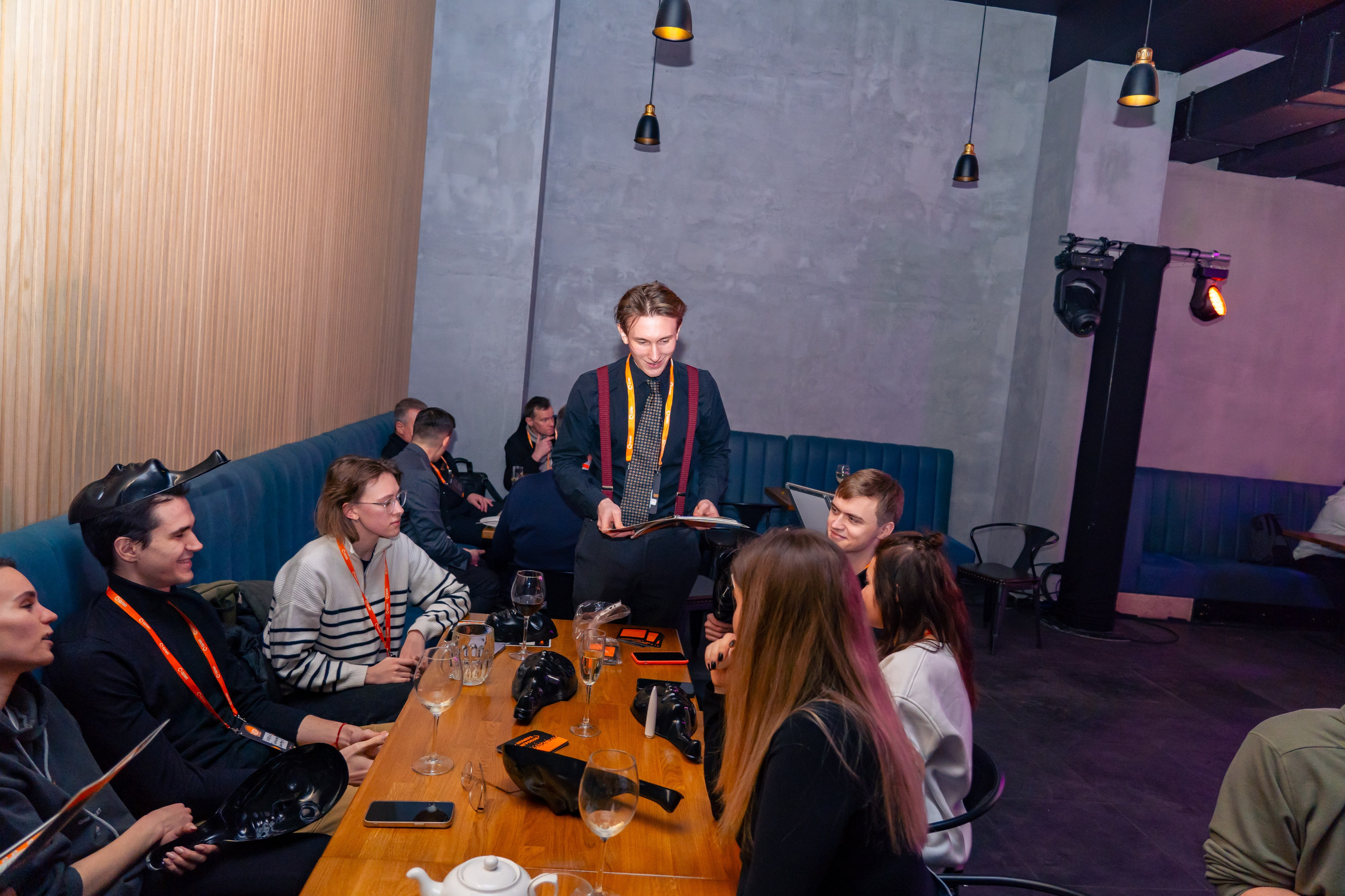 QIWI Server Party. Главная