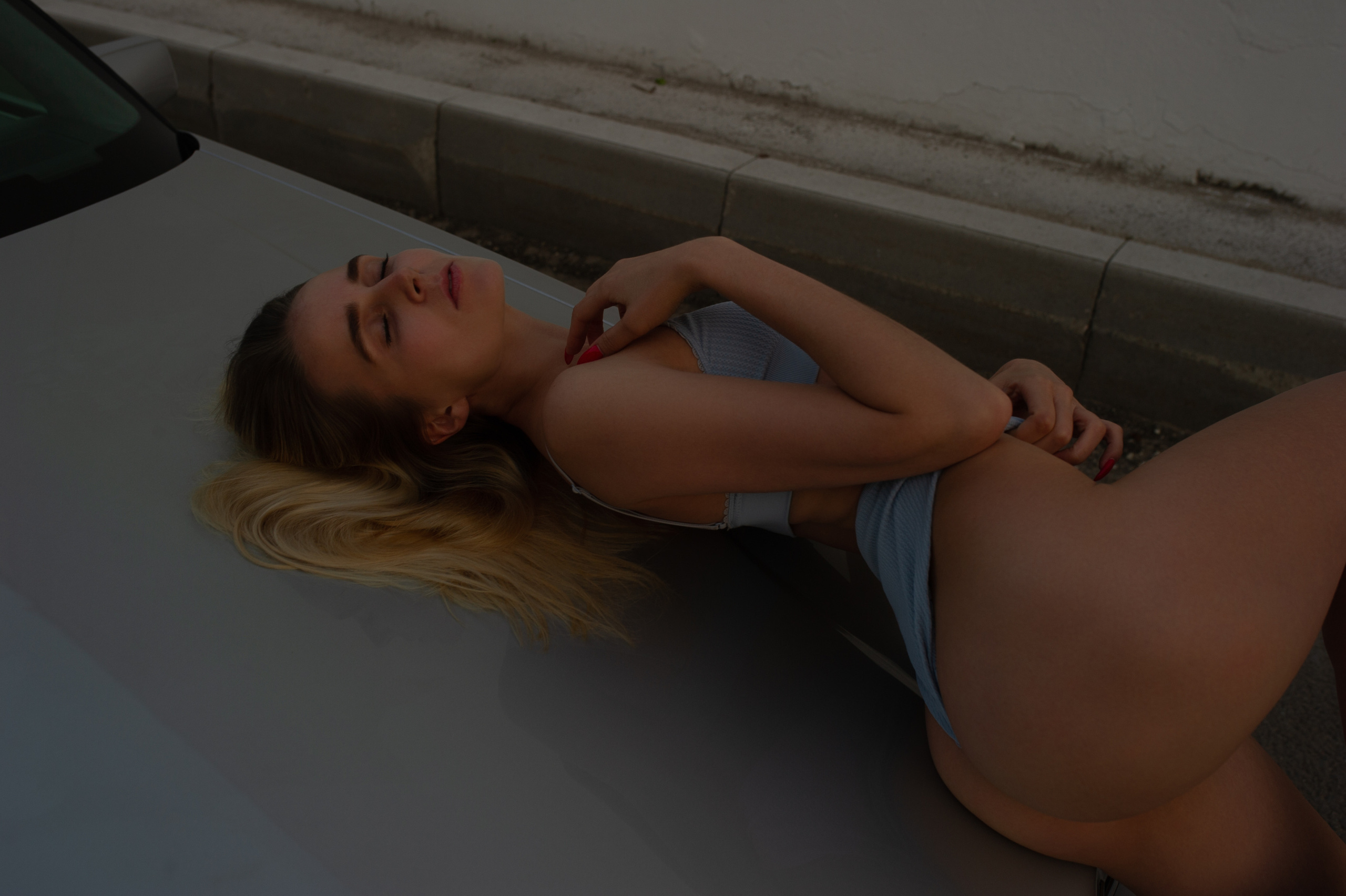 Фотосессия с авто. Александр Mr.Brass — фотографирую женский портрет в Москве