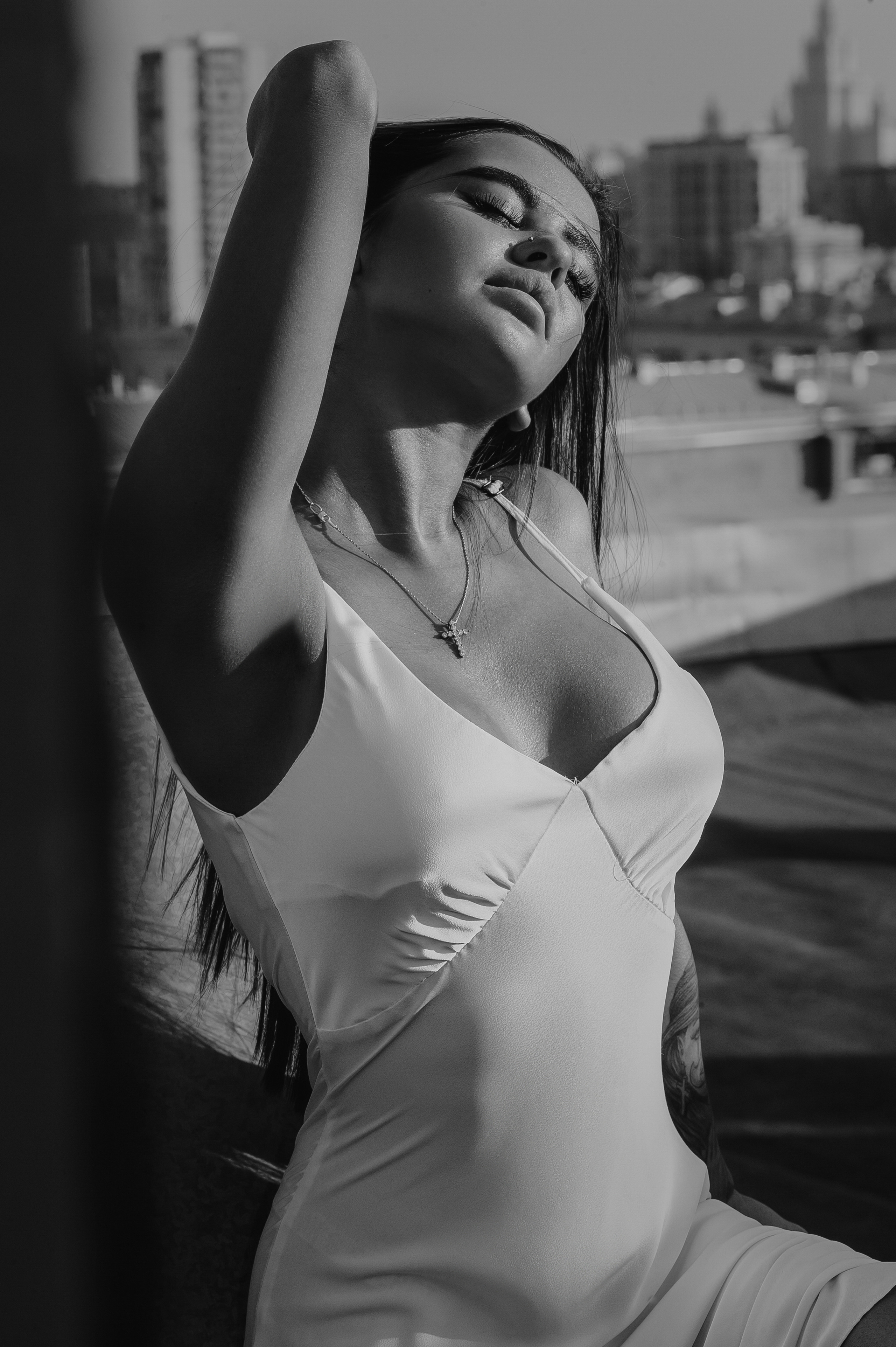 Фотосессия на крыше. Александр Mr.Brass — фотографирую женский портрет в Москве