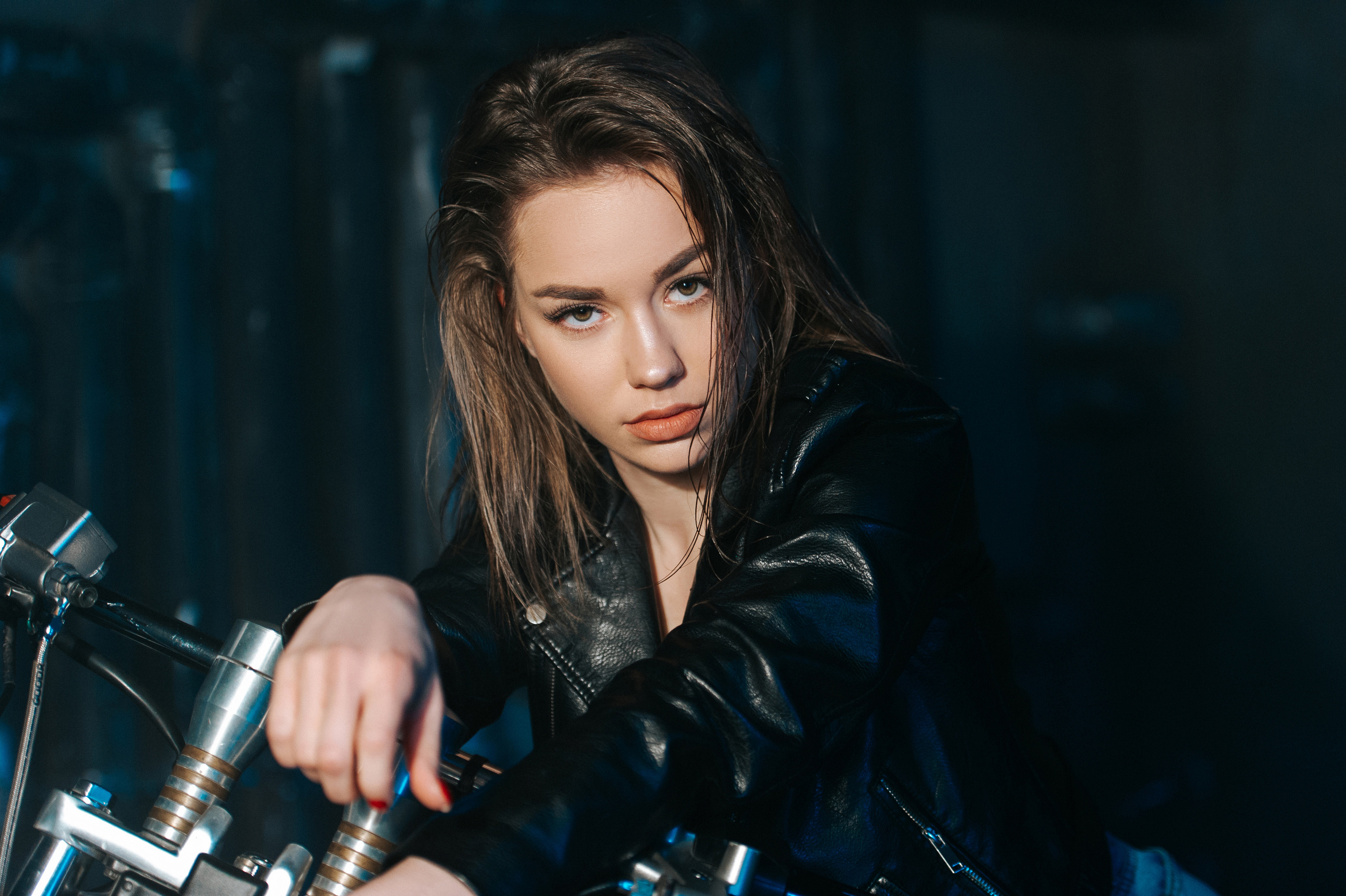 Фотосессия с авто. Александр Mr.Brass — фотографирую женский портрет в Москве