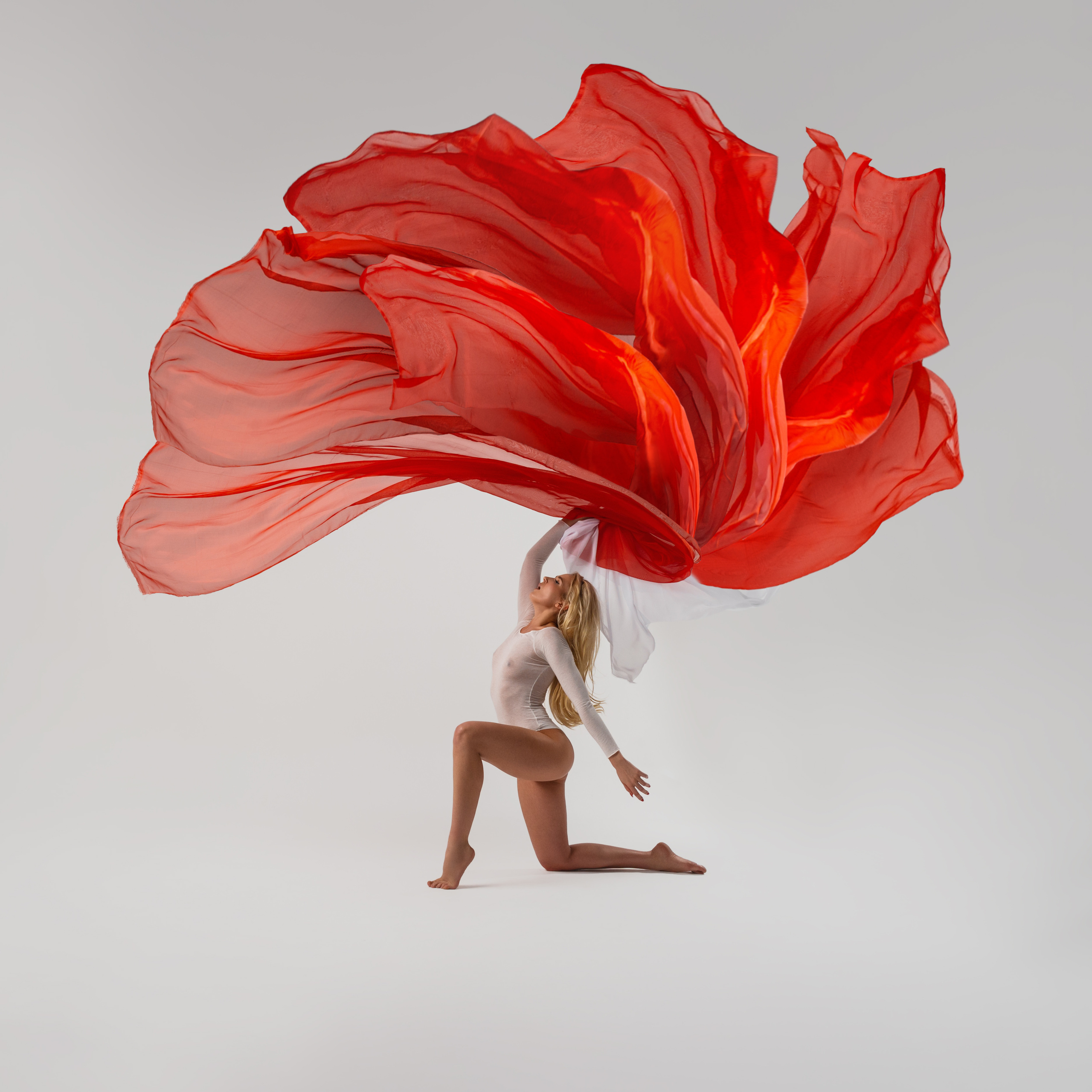 Фотосессия танца. Александр Mr.Brass — фотографирую женский портрет в Москве