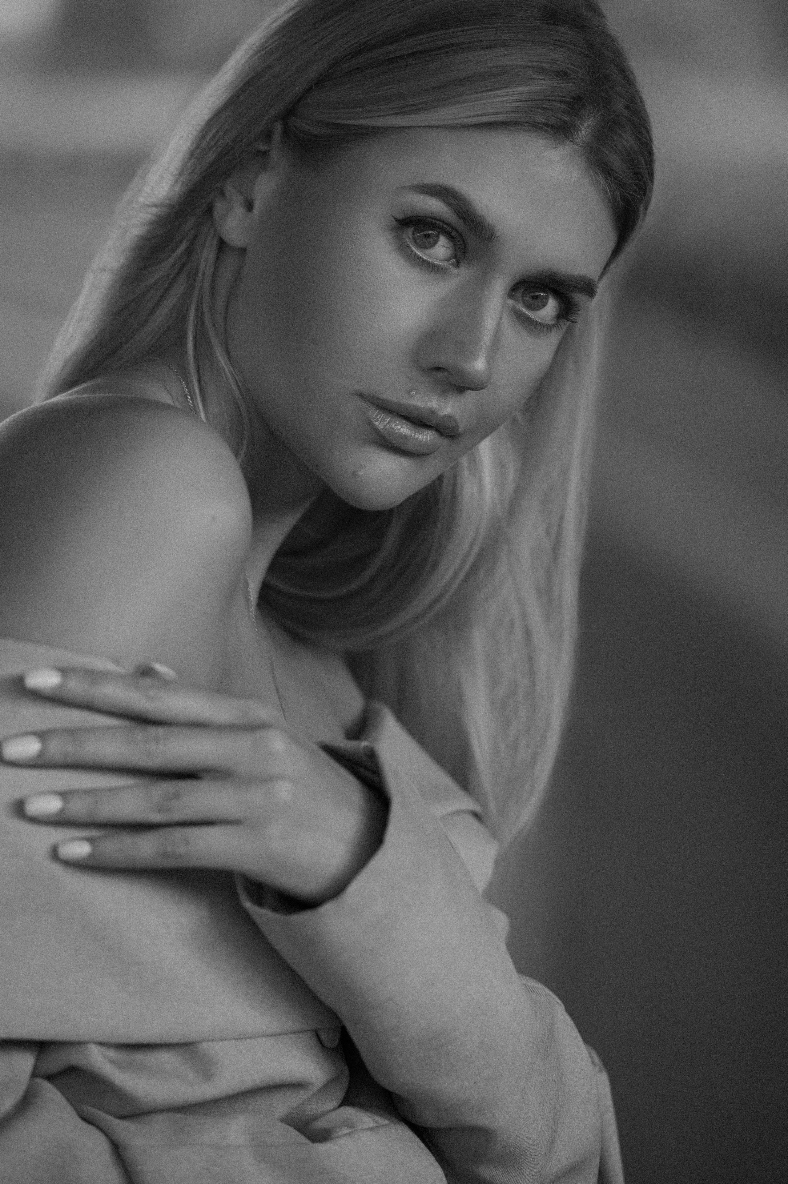 Прогулочная съемка. Александр Mr.Brass — фотографирую женский портрет в Москве