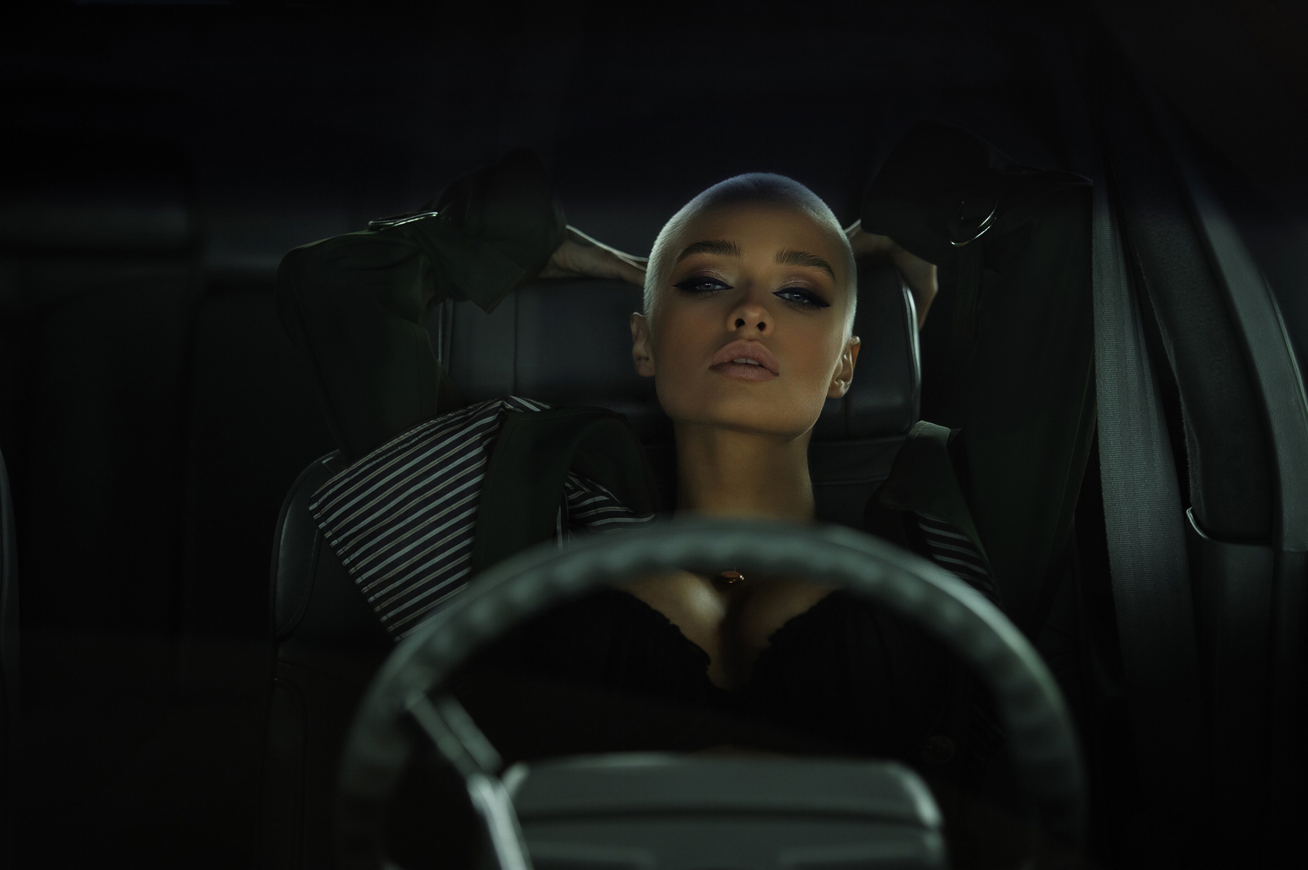 Фотосессия с авто. Александр Mr.Brass — фотографирую женский портрет в Москве