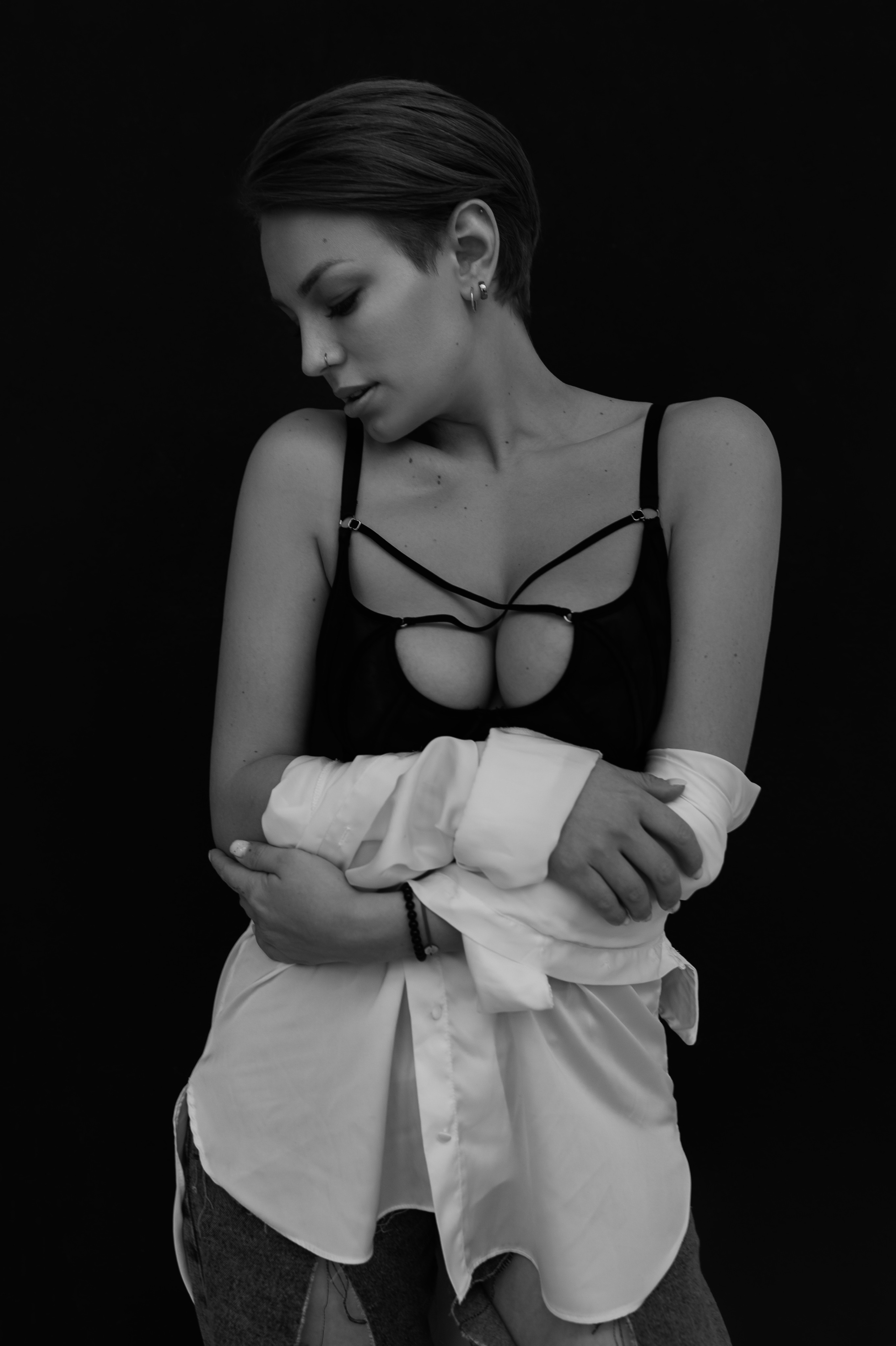 Фотосессия в стиле минимализм. Александр Mr.Brass — фотографирую женский портрет в Москве