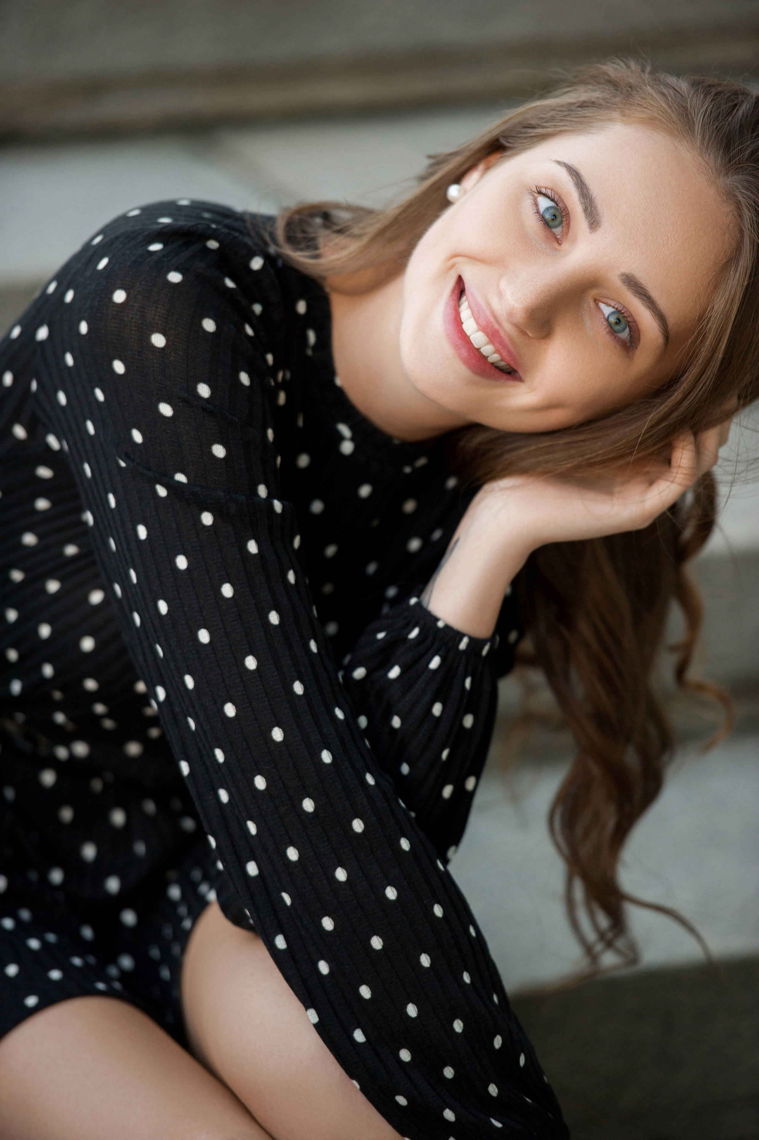 Прогулочная съемка. Александр Mr.Brass — фотографирую женский портрет в Москве