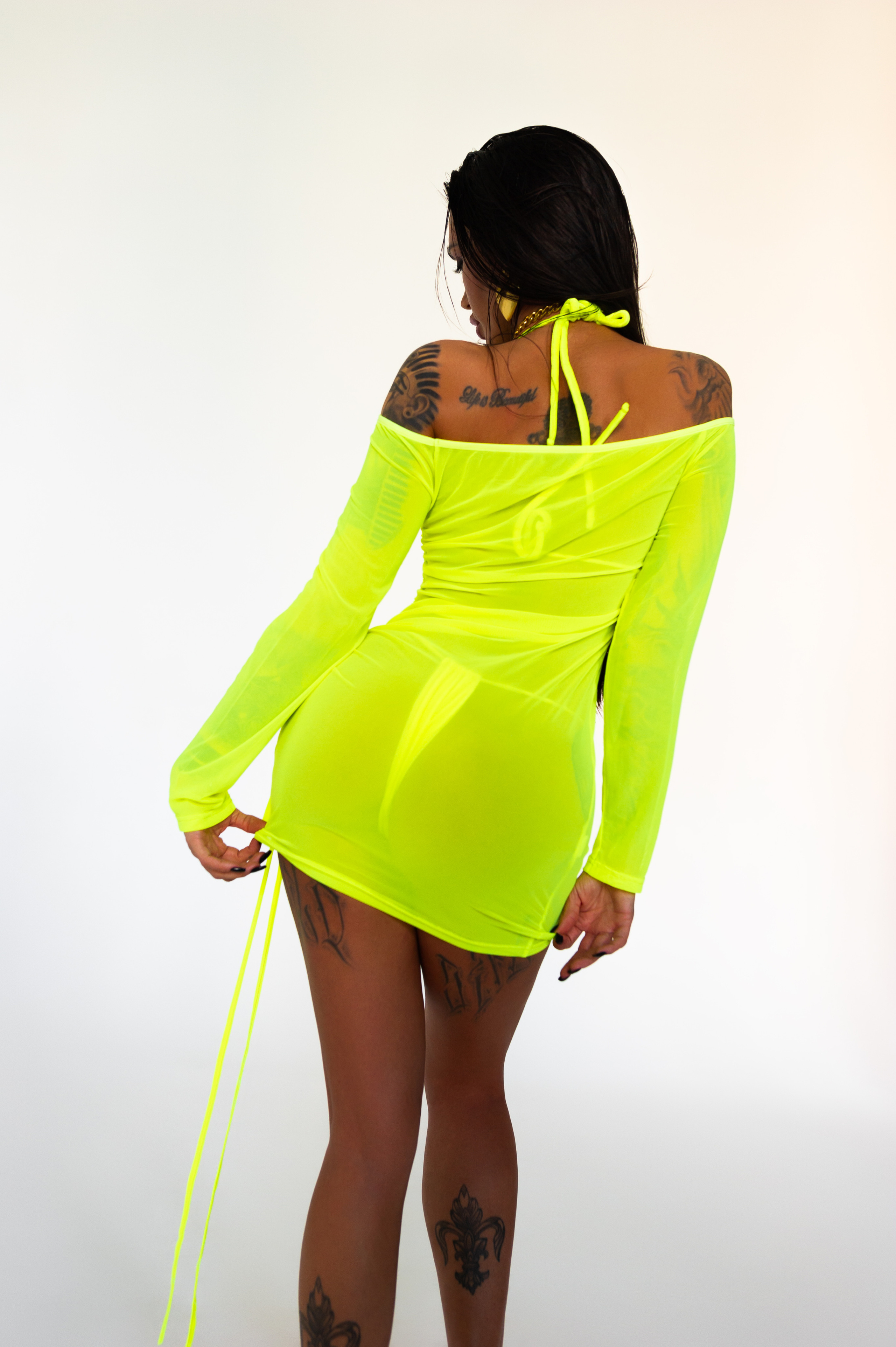 Фотосессия в стиле минимализм. Александр Mr.Brass — фотографирую женский портрет в Москве