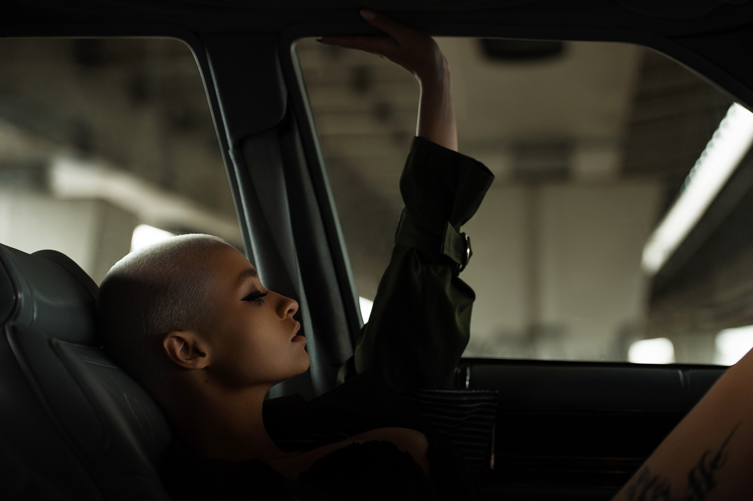 Фотосессия с авто. Александр Mr.Brass — фотографирую женский портрет в Москве