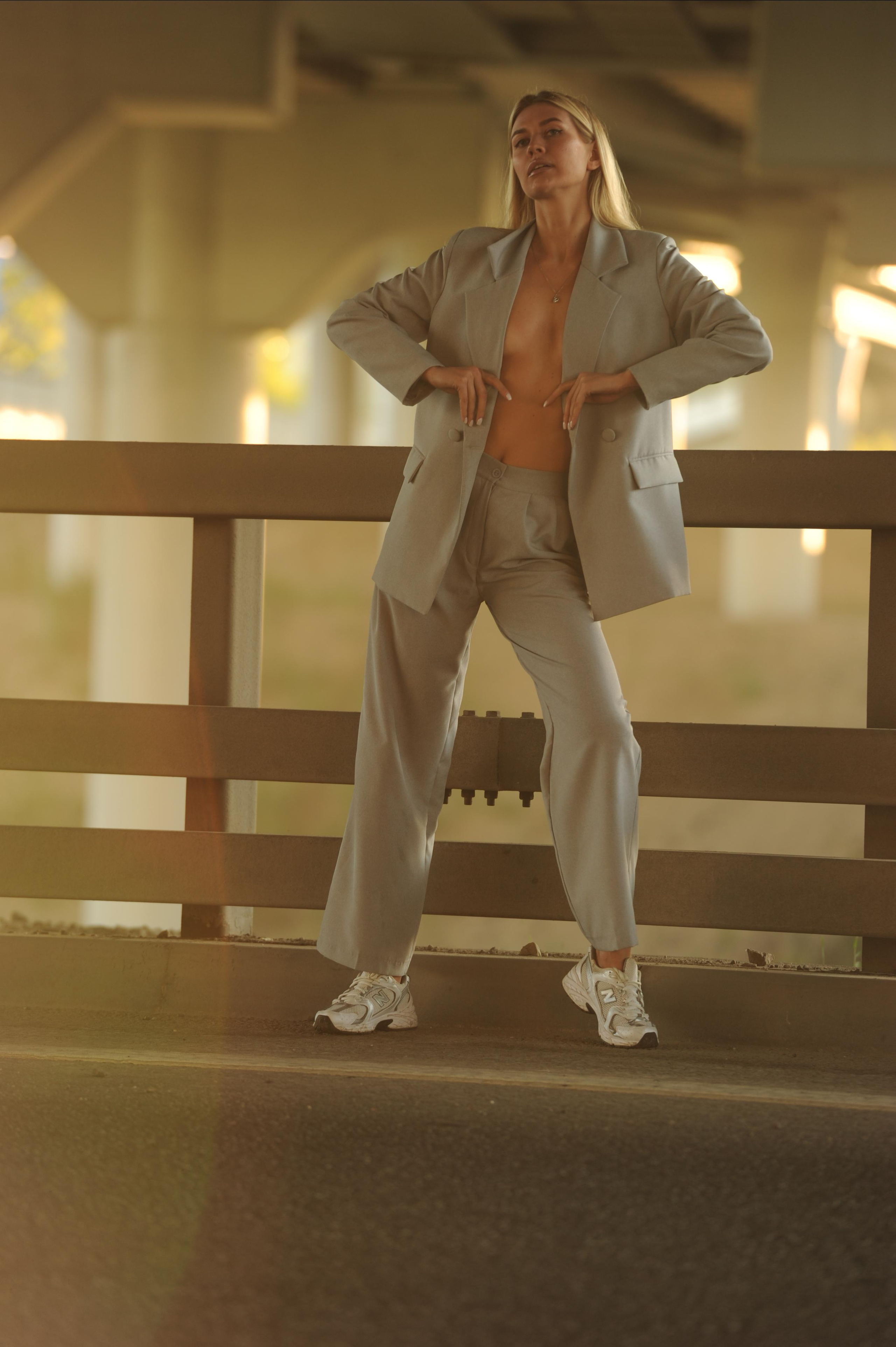 Прогулочная съемка. Александр Mr.Brass — фотографирую женский портрет в Москве