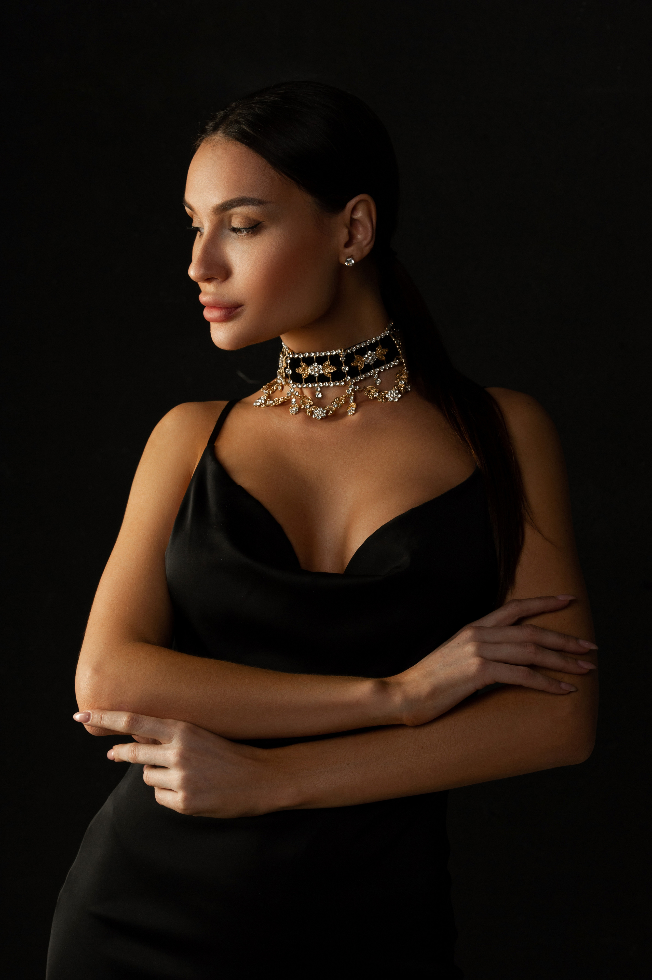 Фотосессия в стиле минимализм. Александр Mr.Brass — фотографирую женский портрет в Москве