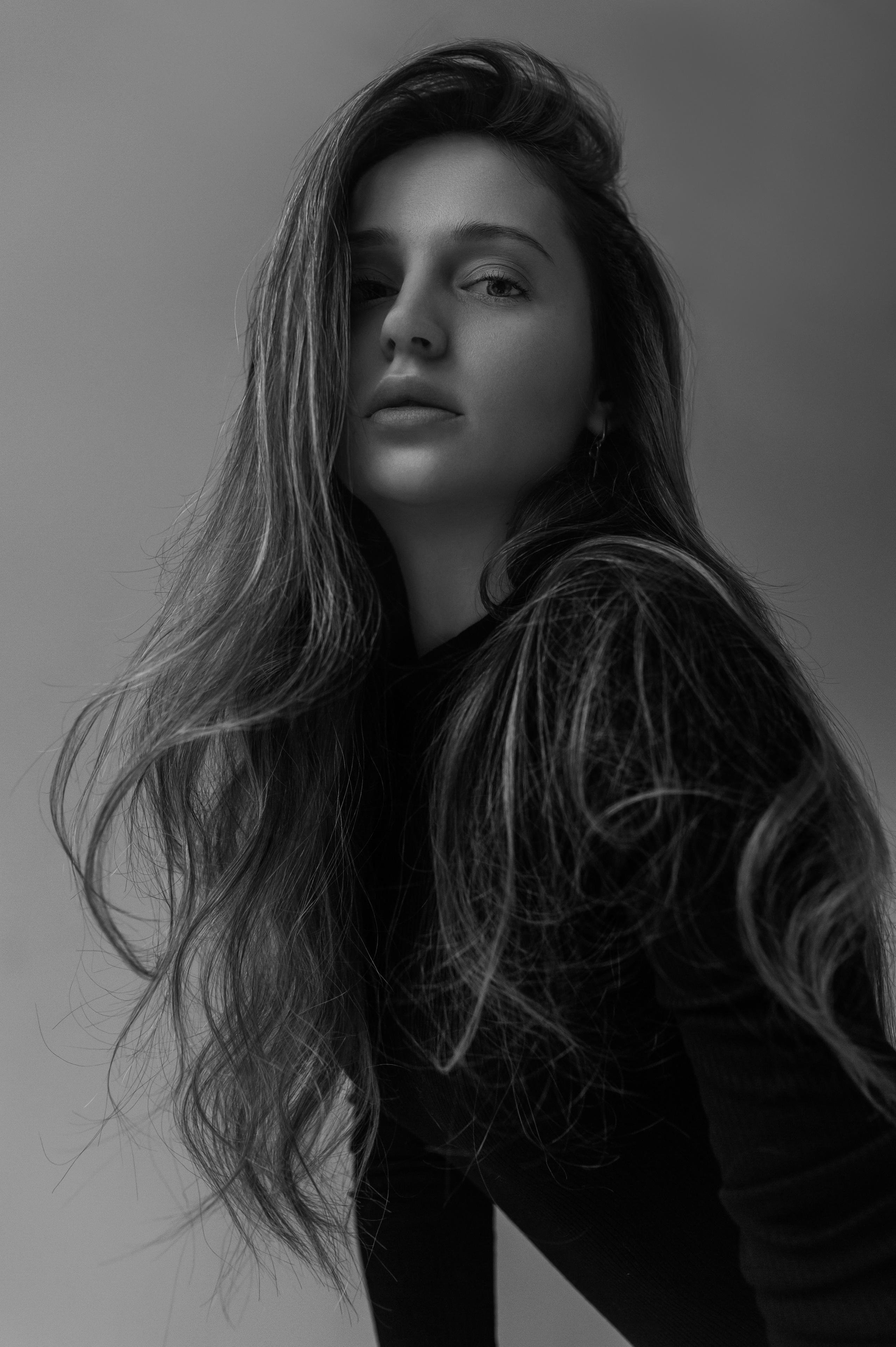 Фотосессия в стиле минимализм. Александр Mr.Brass — фотографирую женский портрет в Москве