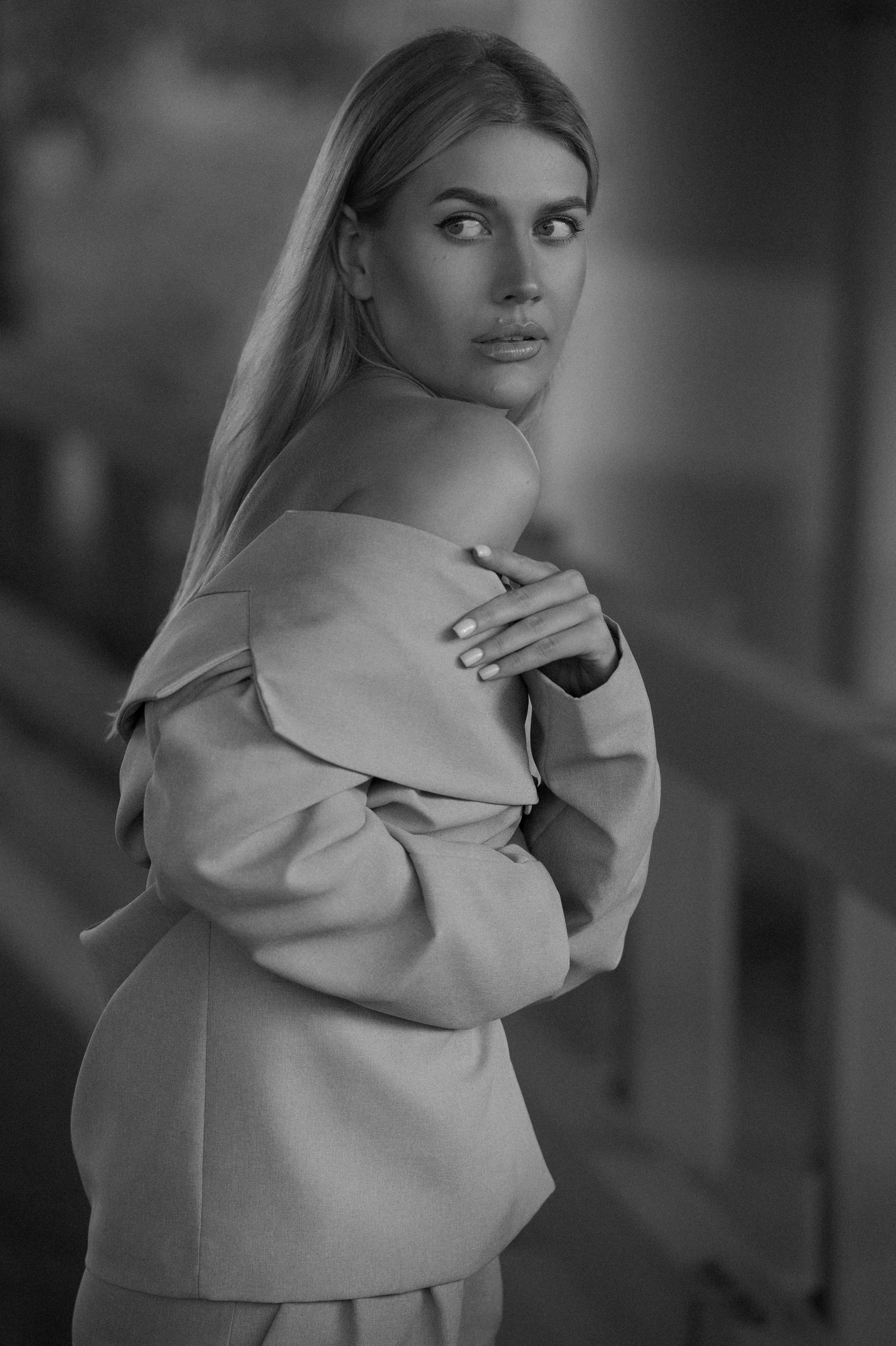 Прогулочная съемка. Александр Mr.Brass — фотографирую женский портрет в Москве