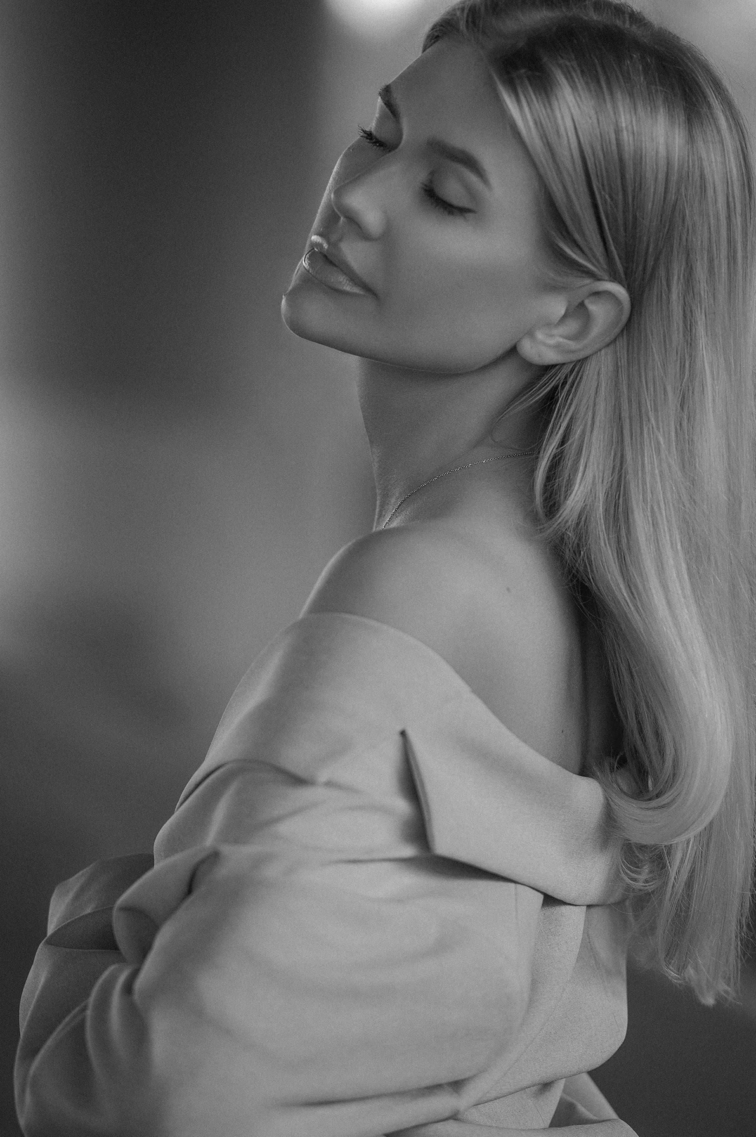 Прогулочная съемка. Александр Mr.Brass — фотографирую женский портрет в Москве