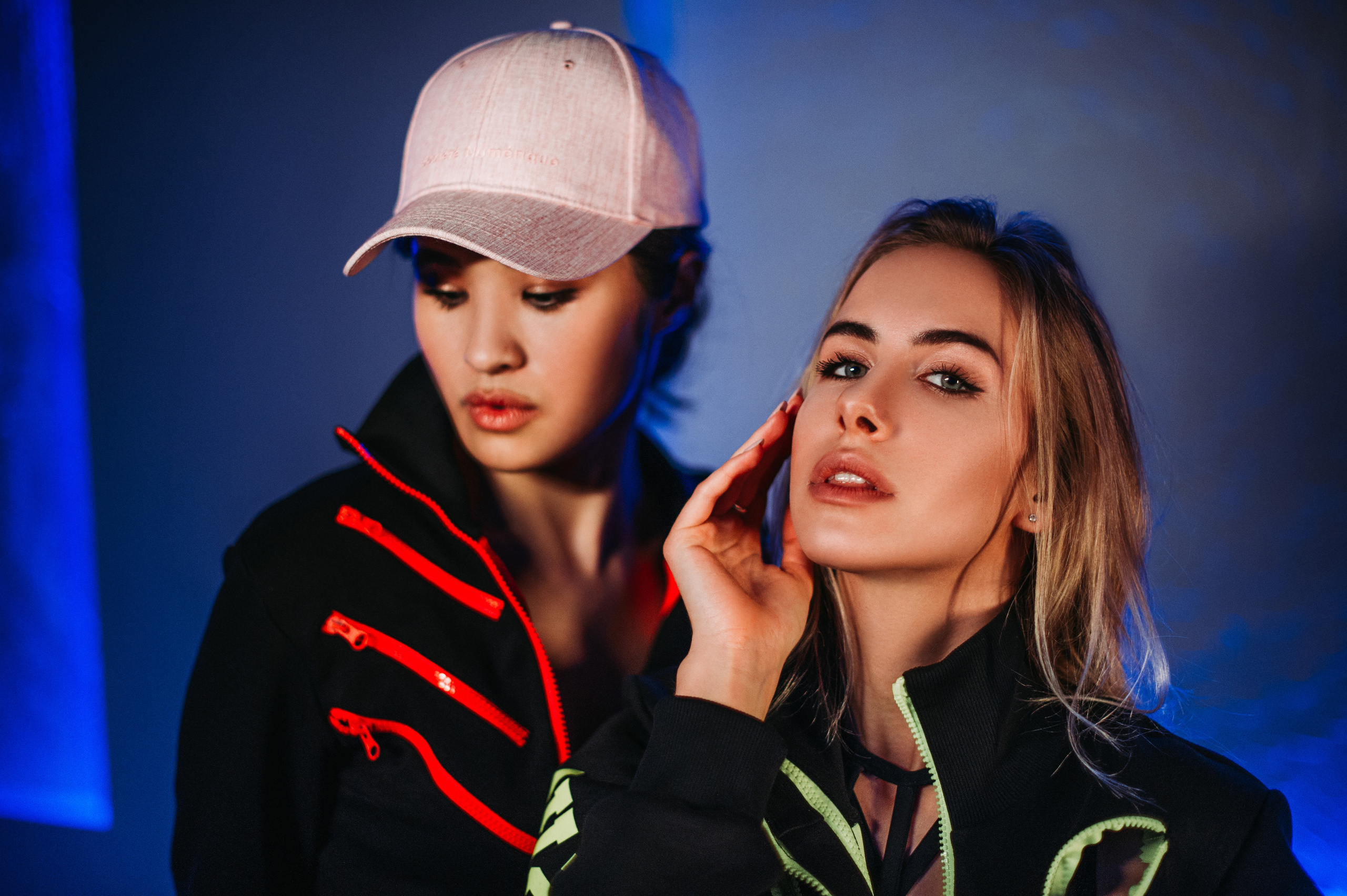 Фотосессия танца. Александр Mr.Brass — фотографирую женский портрет в Москве