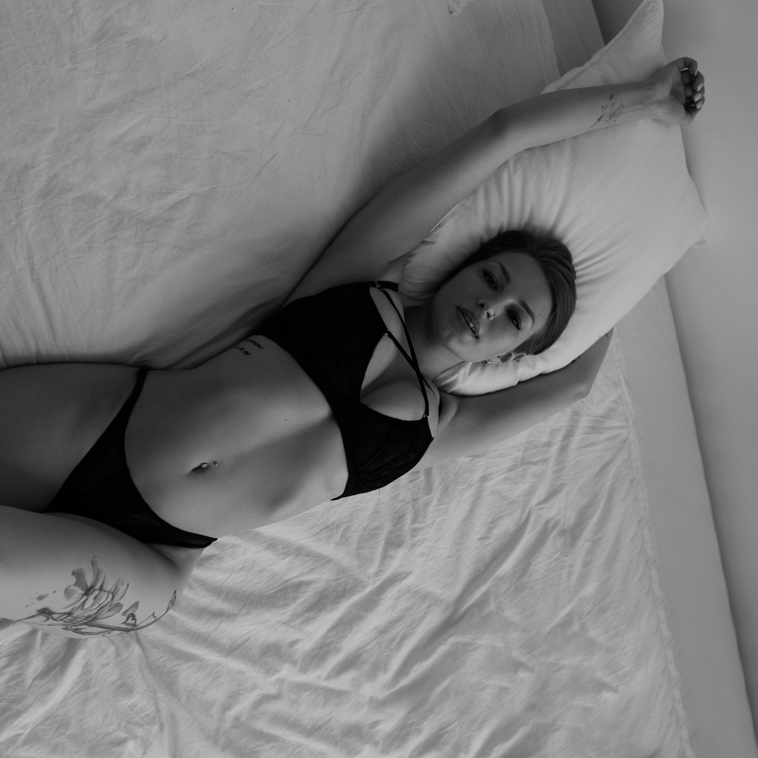 Фотосессия в стиле минимализм. Александр Mr.Brass — фотографирую женский портрет в Москве