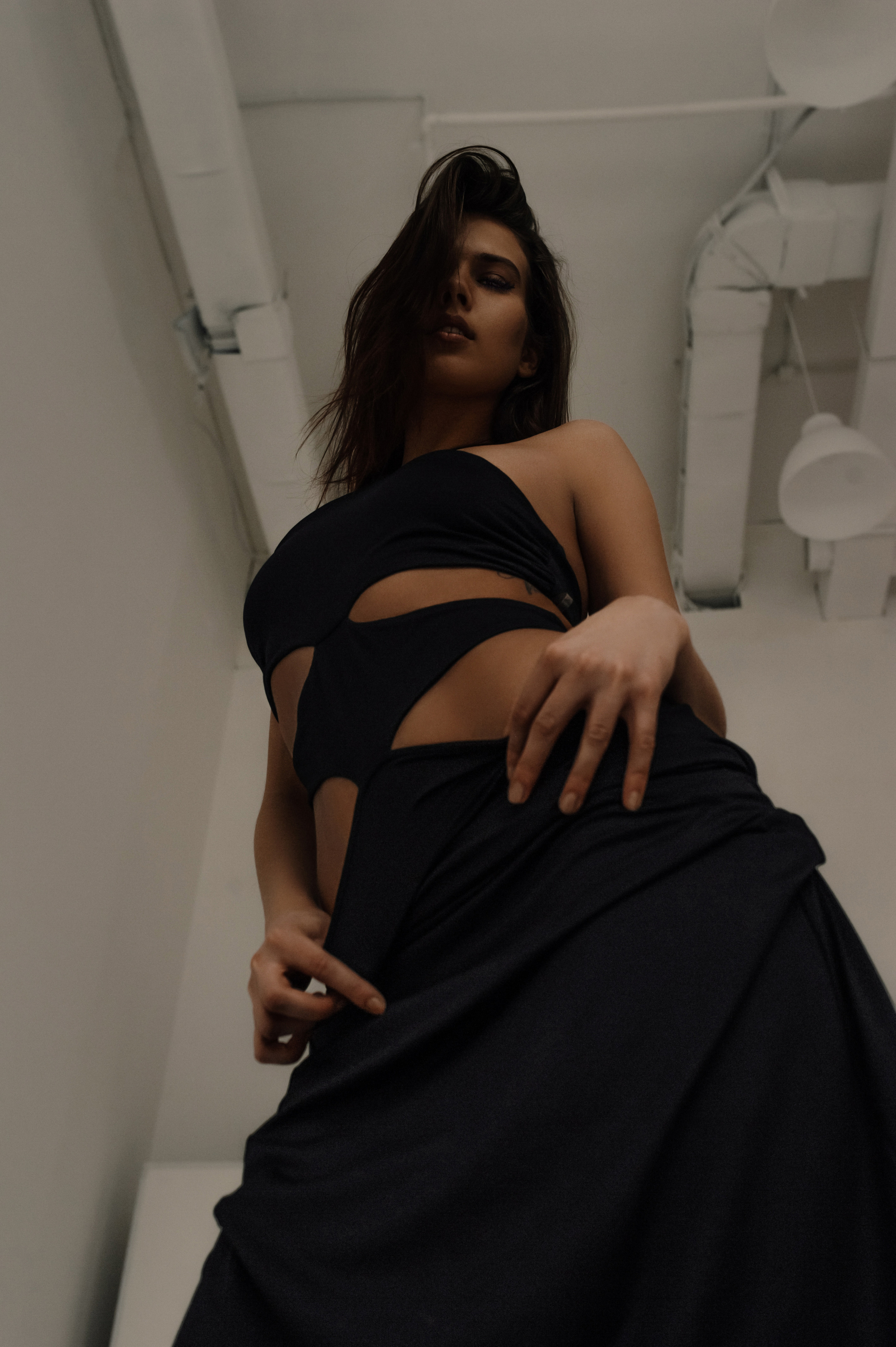 Фотосессия в стиле минимализм. Александр Mr.Brass — фотографирую женский портрет в Москве