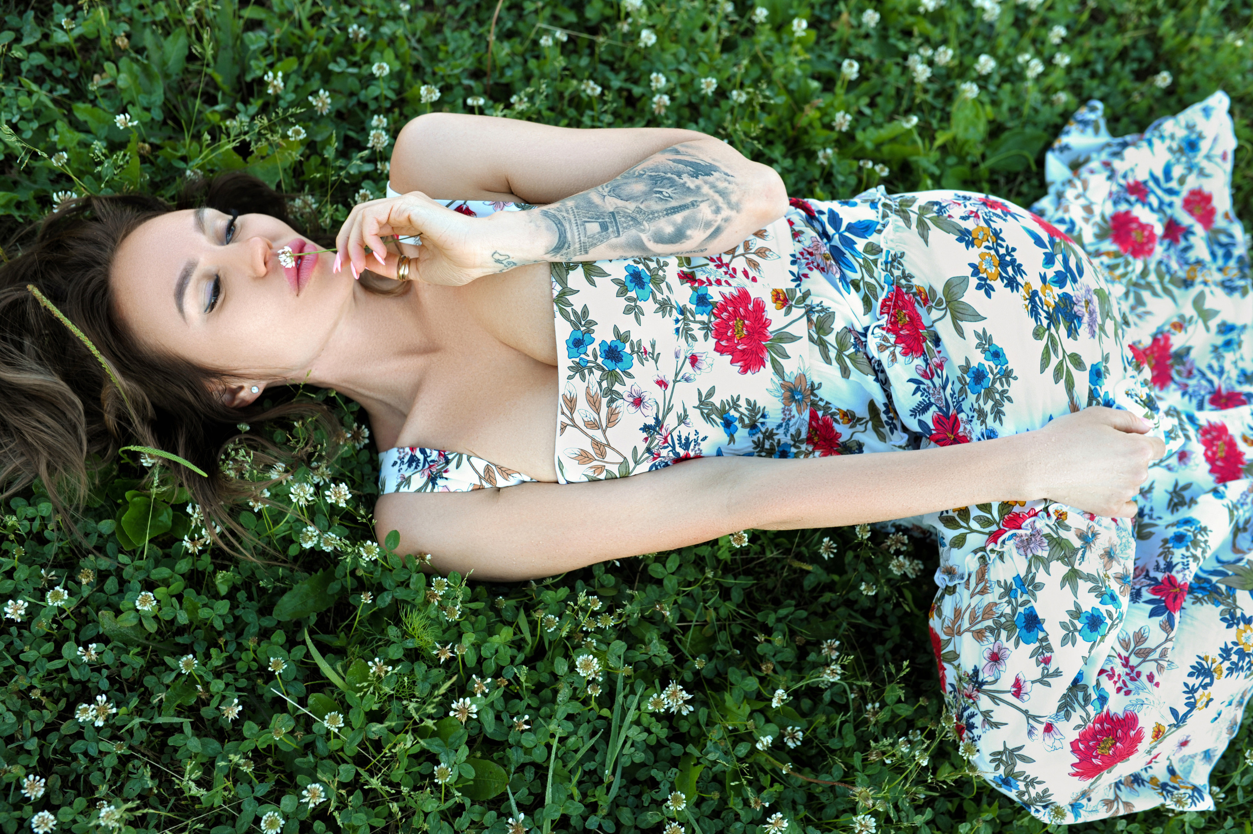 Фотосессия на природе. Александр Mr.Brass — фотографирую женский портрет в Москве