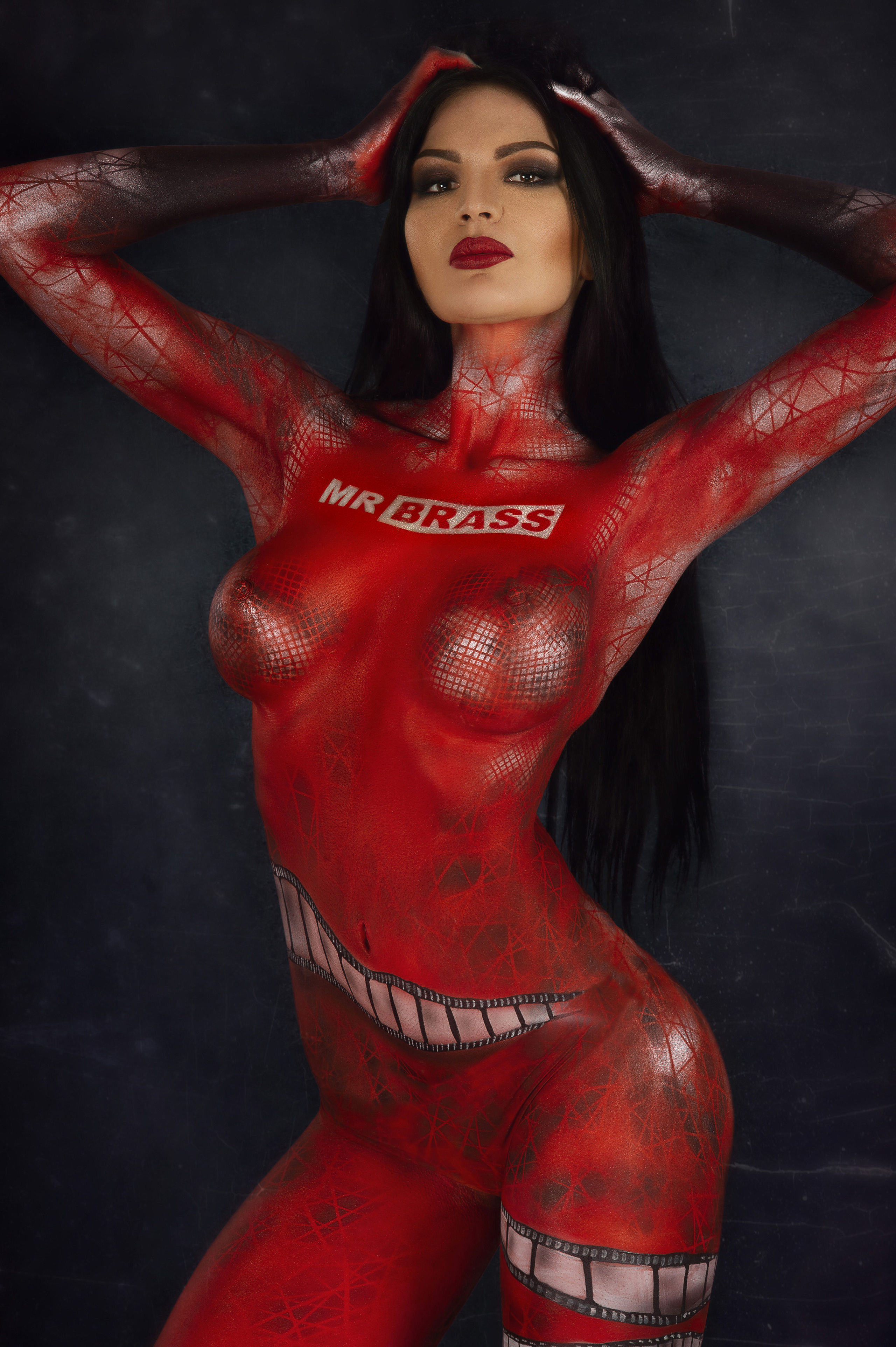 Фотосессия в стиле бодиарт. Александр Mr.Brass — фотографирую женский портрет в Москве