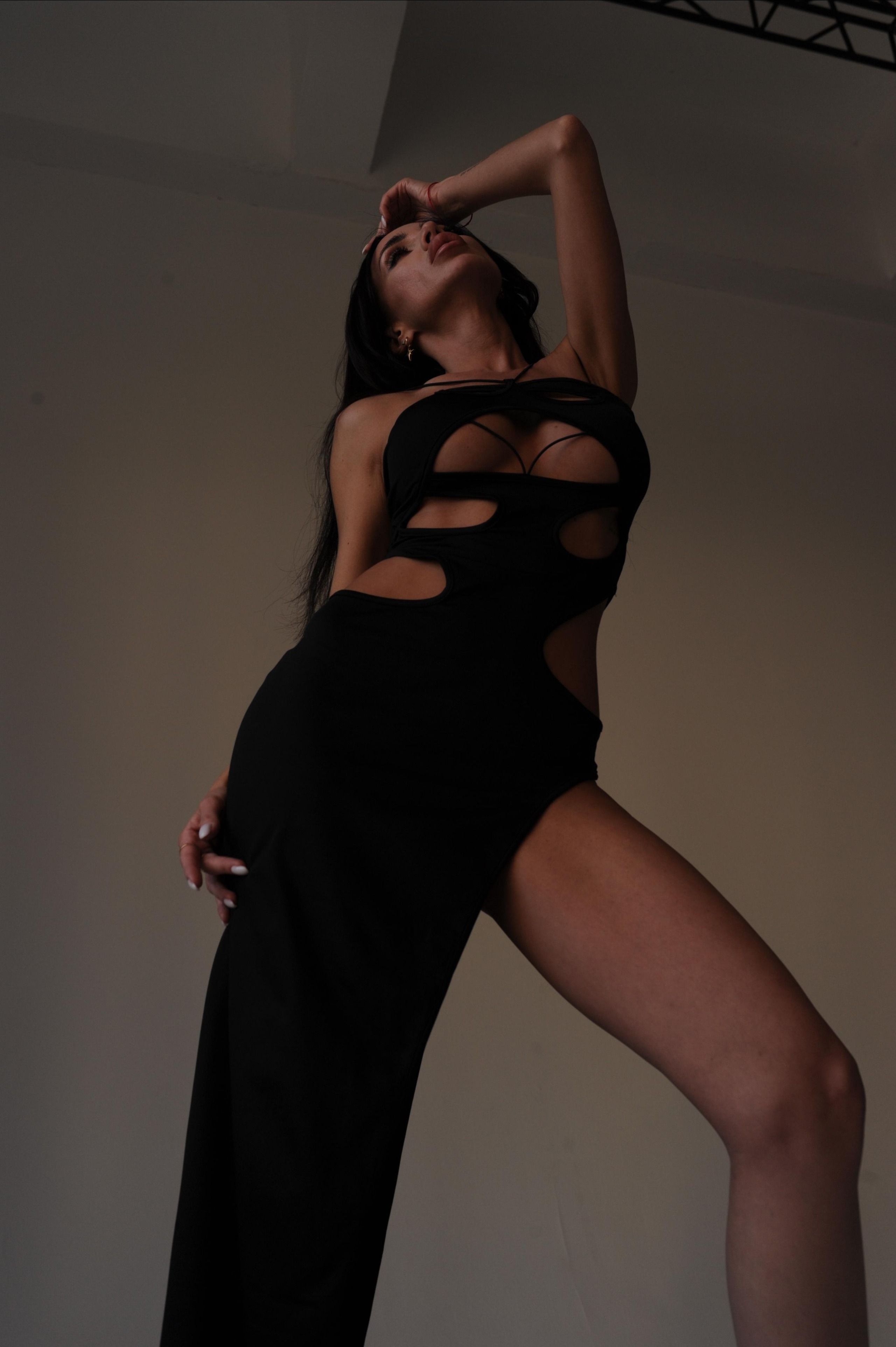 Фотосессия в стиле минимализм. Александр Mr.Brass — фотографирую женский портрет в Москве