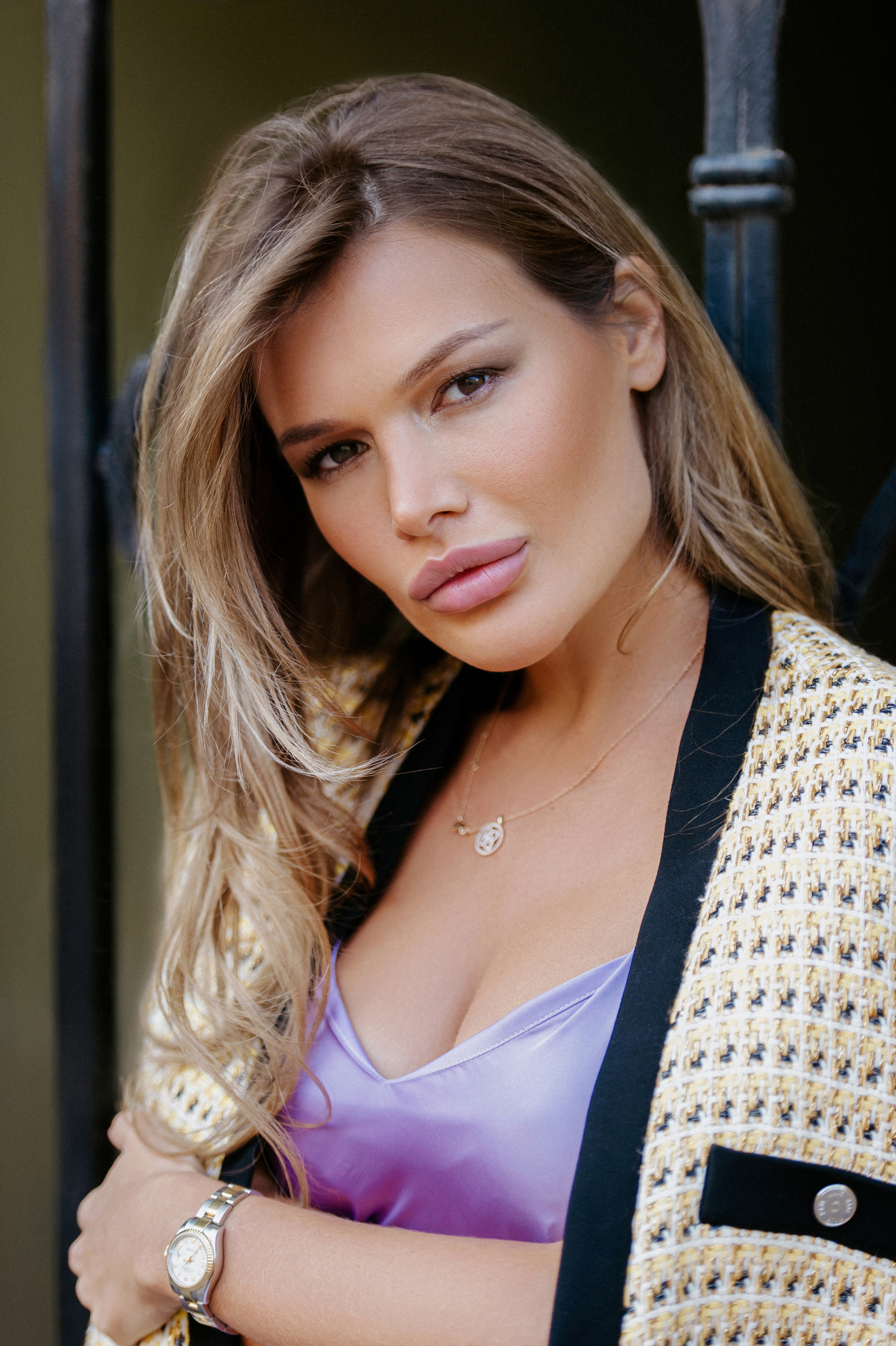 Прогулочная съемка. Александр Mr.Brass — фотографирую женский портрет в Москве