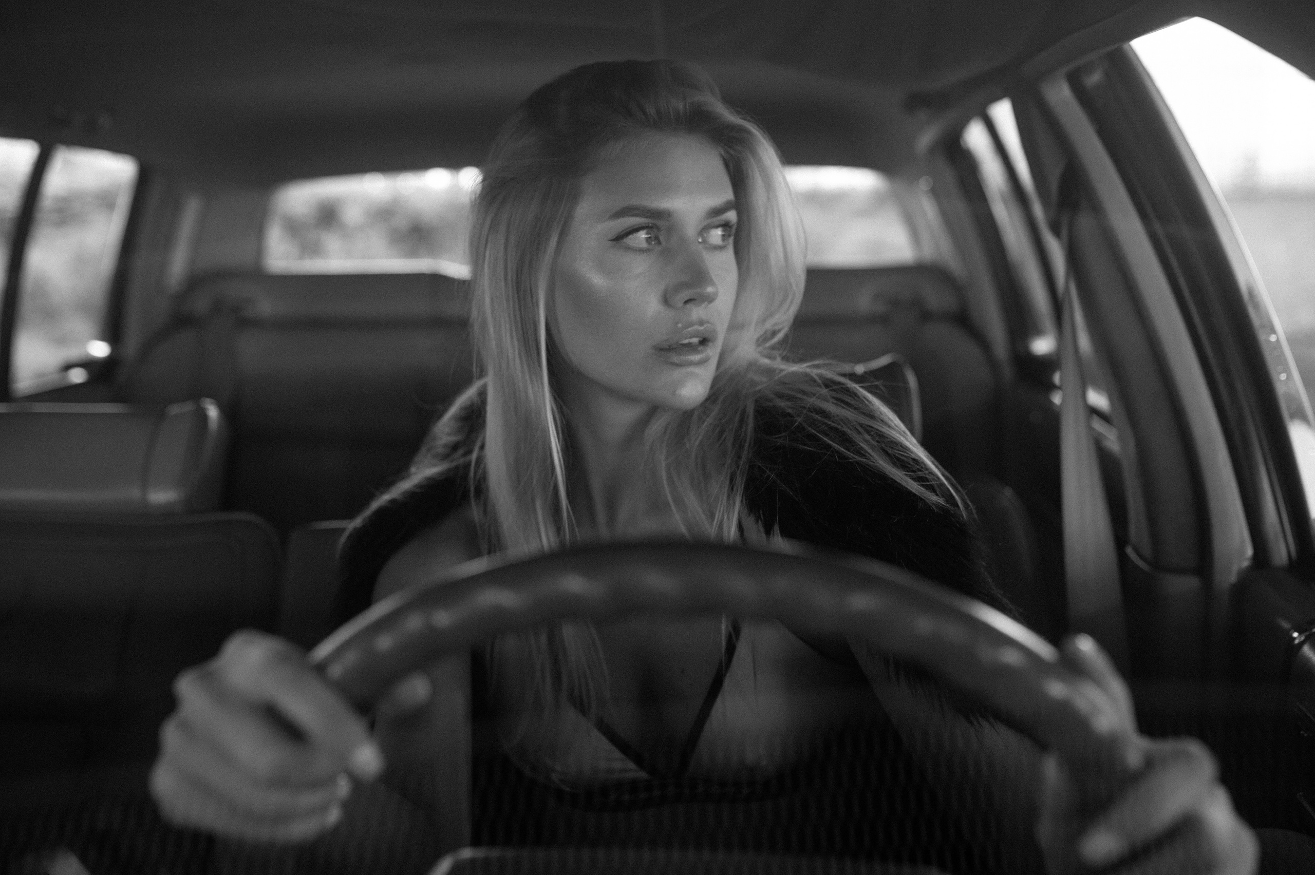 Фотосессия с авто. Александр Mr.Brass — фотографирую женский портрет в Москве