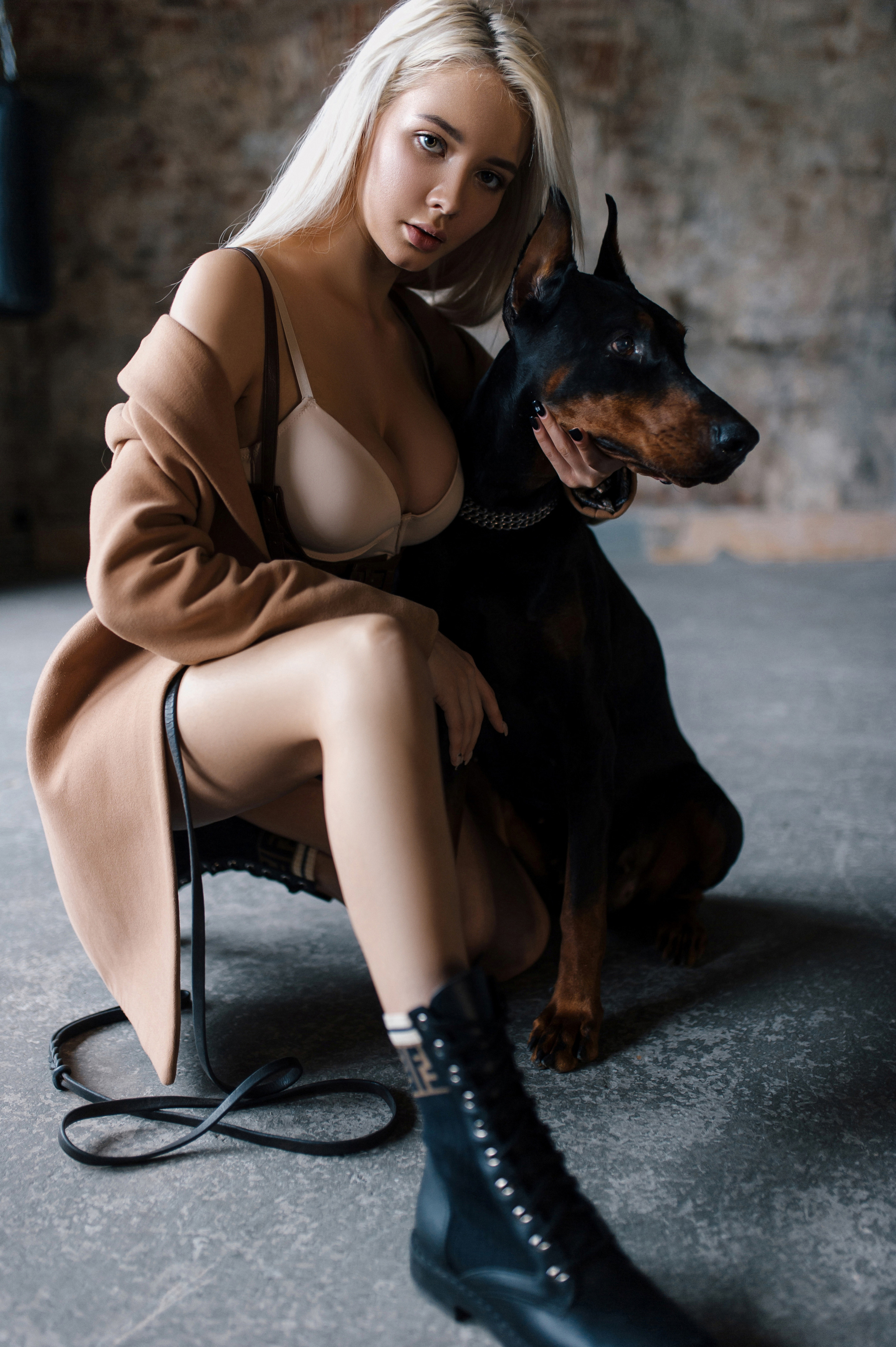 Фотосессия девушки с животными. Александр Mr.Brass — фотографирую женский портрет в Москве