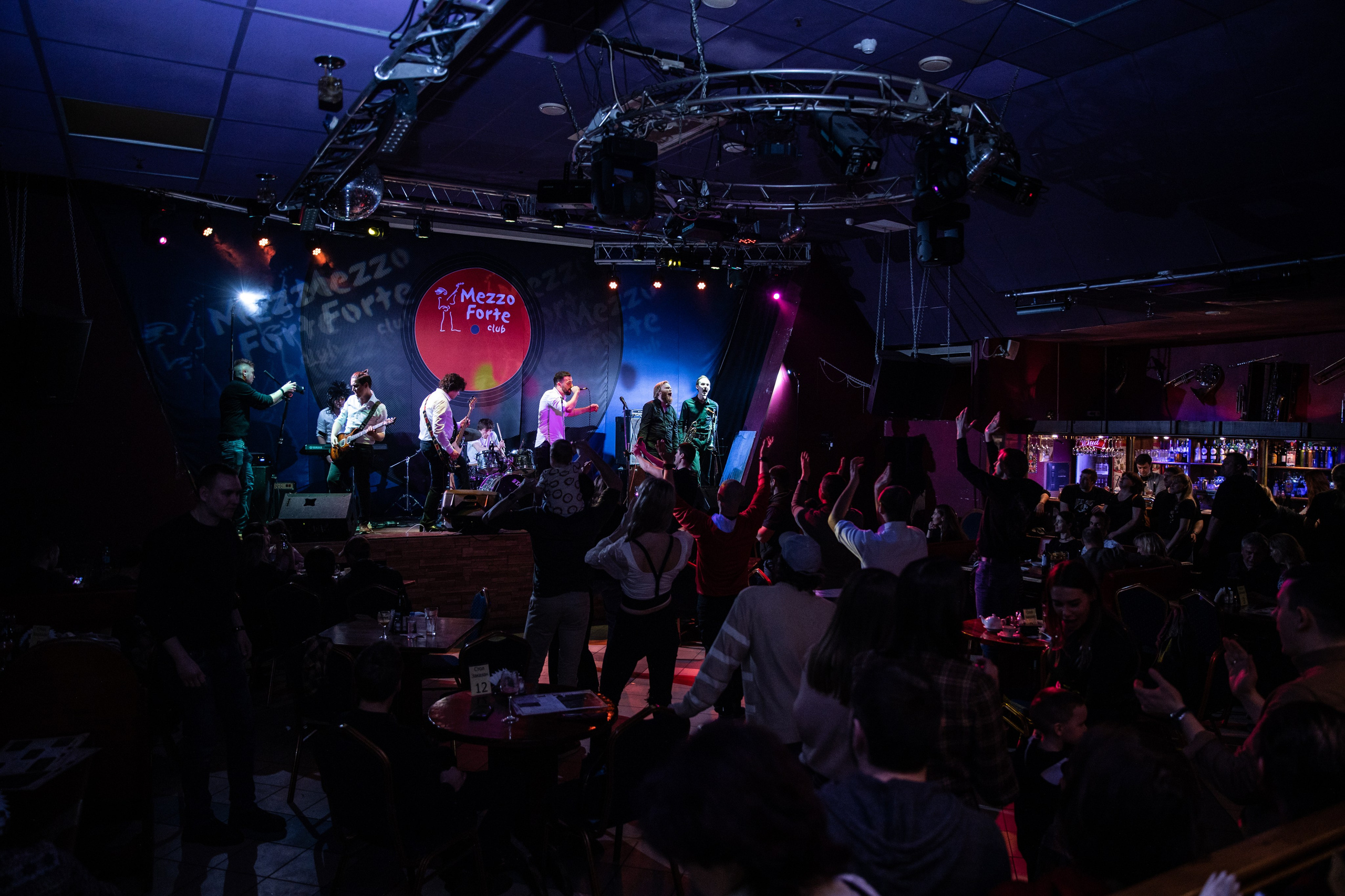 Концерт день дурака и разные люди. Свадебный и семейный фотограф Скрынник Светлана