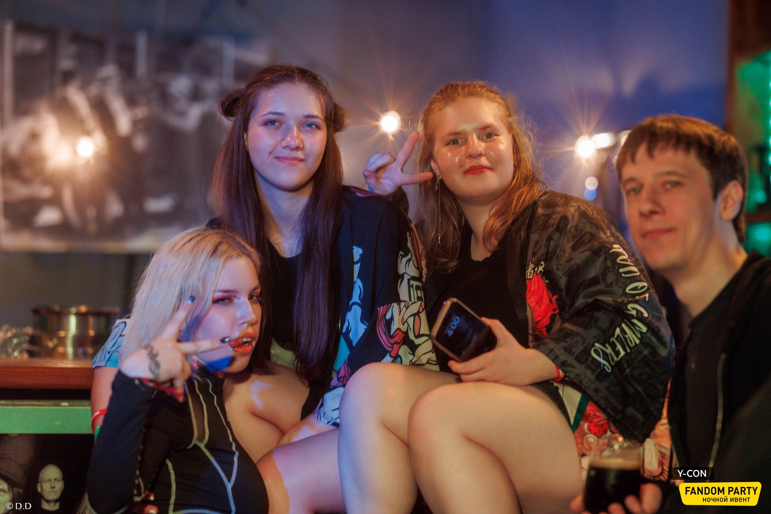 Fandom Party 18+ в Live Star Club 2025. Различные мероприятия и просто фотографии людей