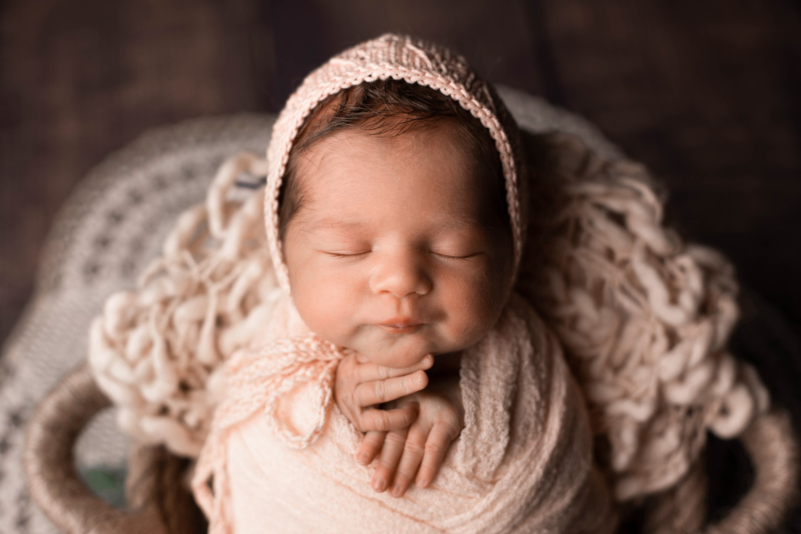 Портфолио Новорожденные - Фотограф новорожденных: искусство запечатлен. Фотограф новорожденных: волшебные моменты первых дней жизни