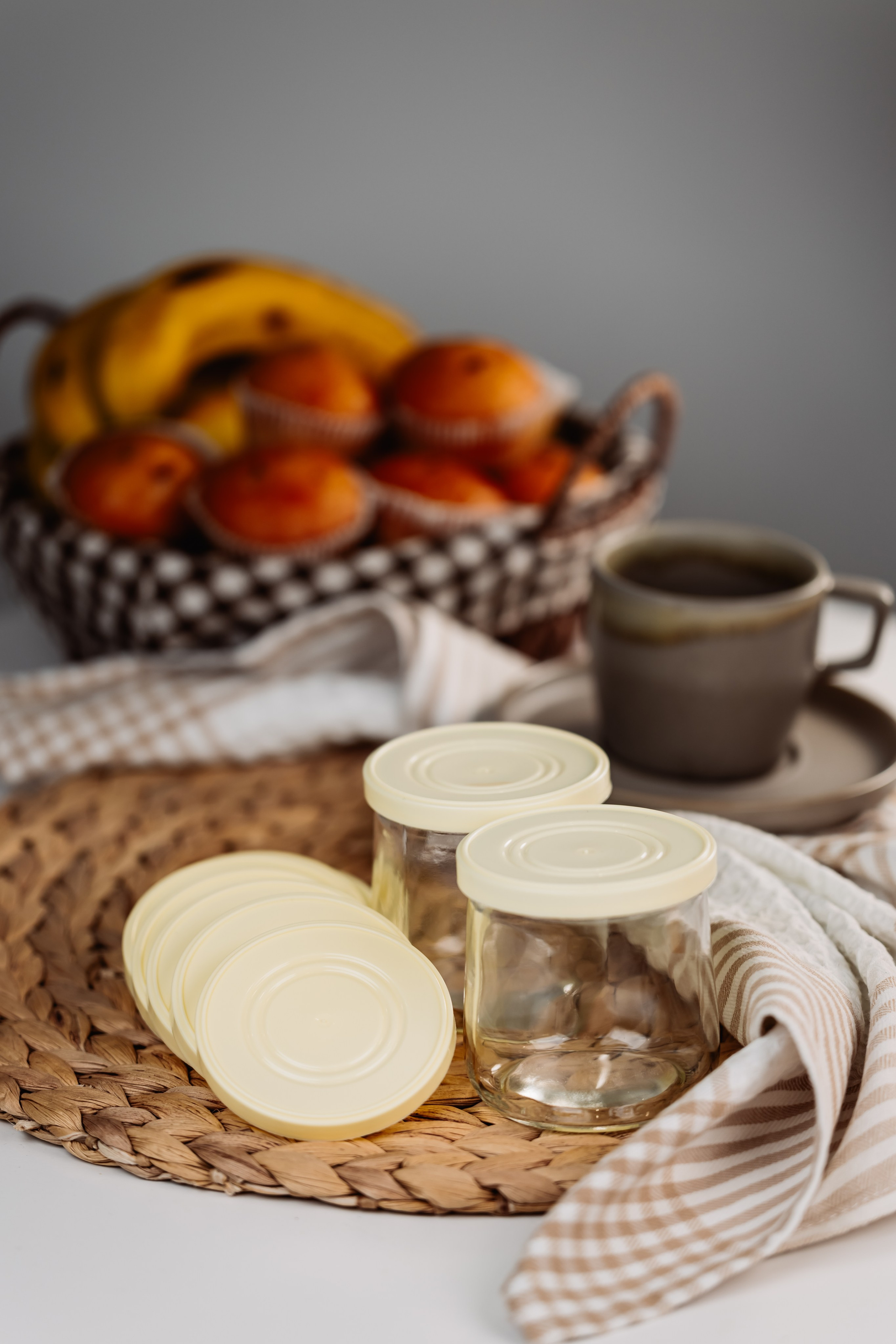 КРЫШКИ ДЛЯ КОЛОМЕНСКИХ ЙОГУРТОВ |OZON | Wildberries. ФОТОГРАФ ИРИНА ШАМАТАВА