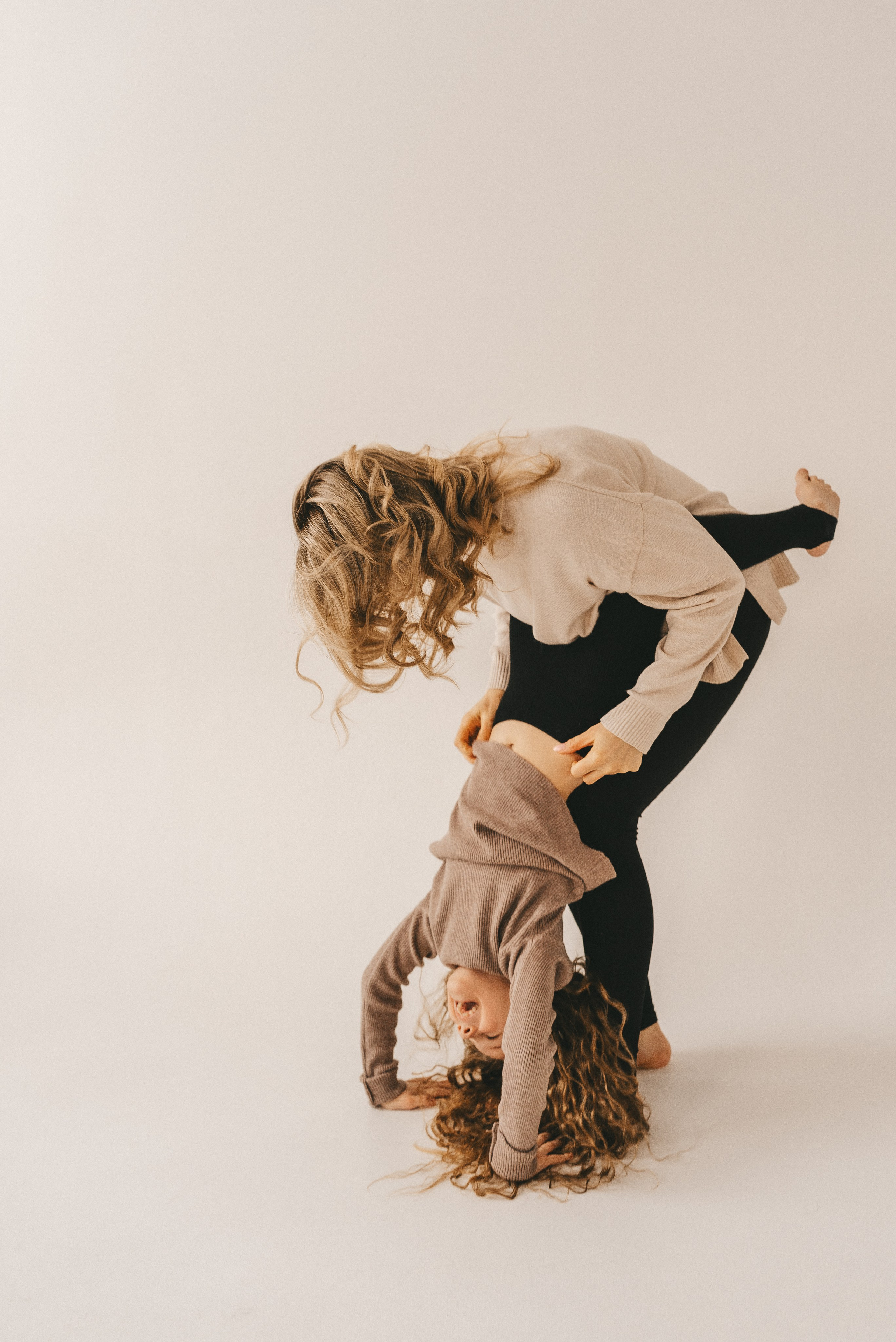 Наташа и Соня. Семейный, детский, lifestyle фотограф в Магадане Илона Проскурня