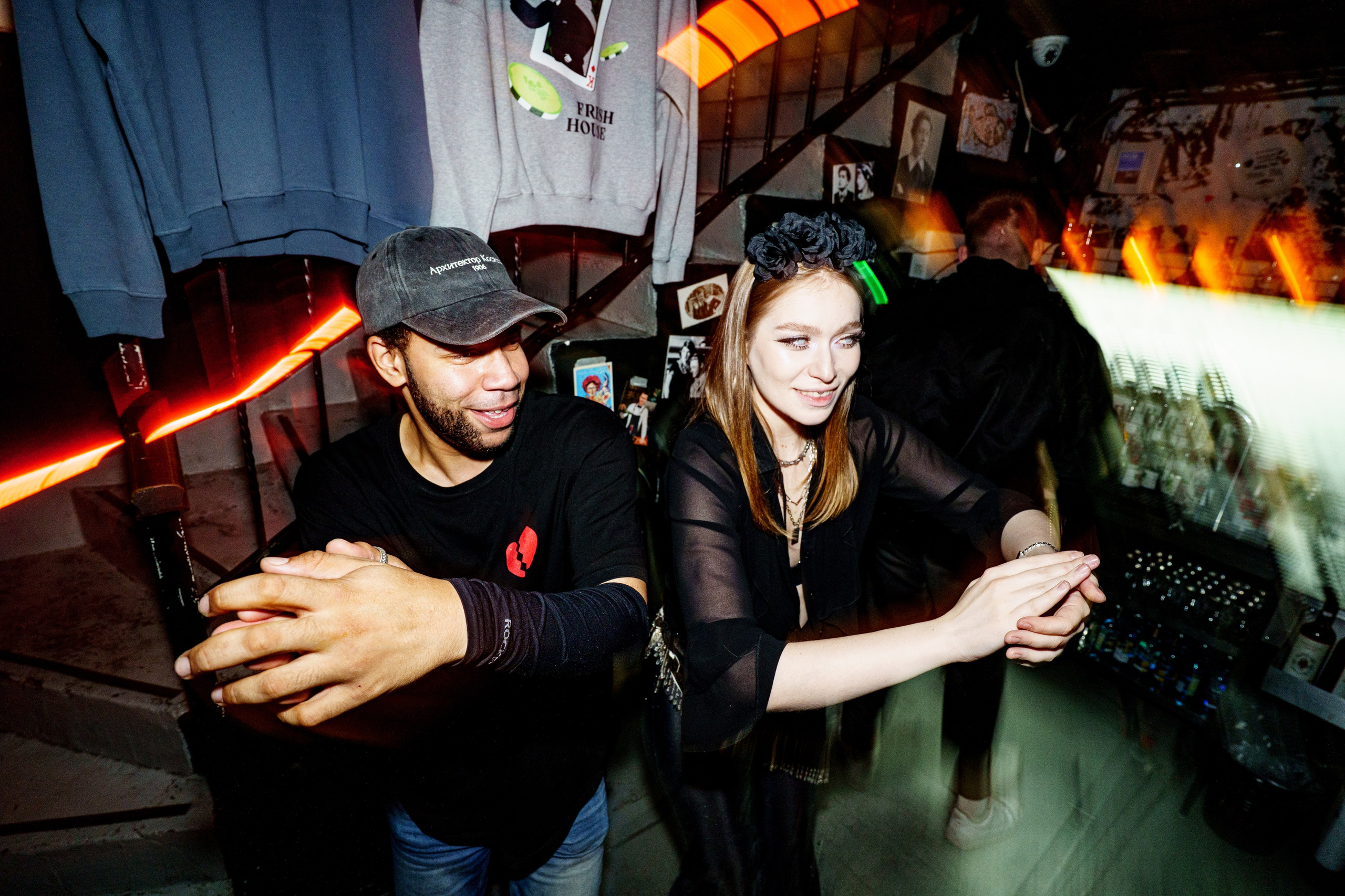 Halloween party. Бар разбитых сердец. Концертный и репортажный фотограф в Санкт-Петербурге Слава Пахомов