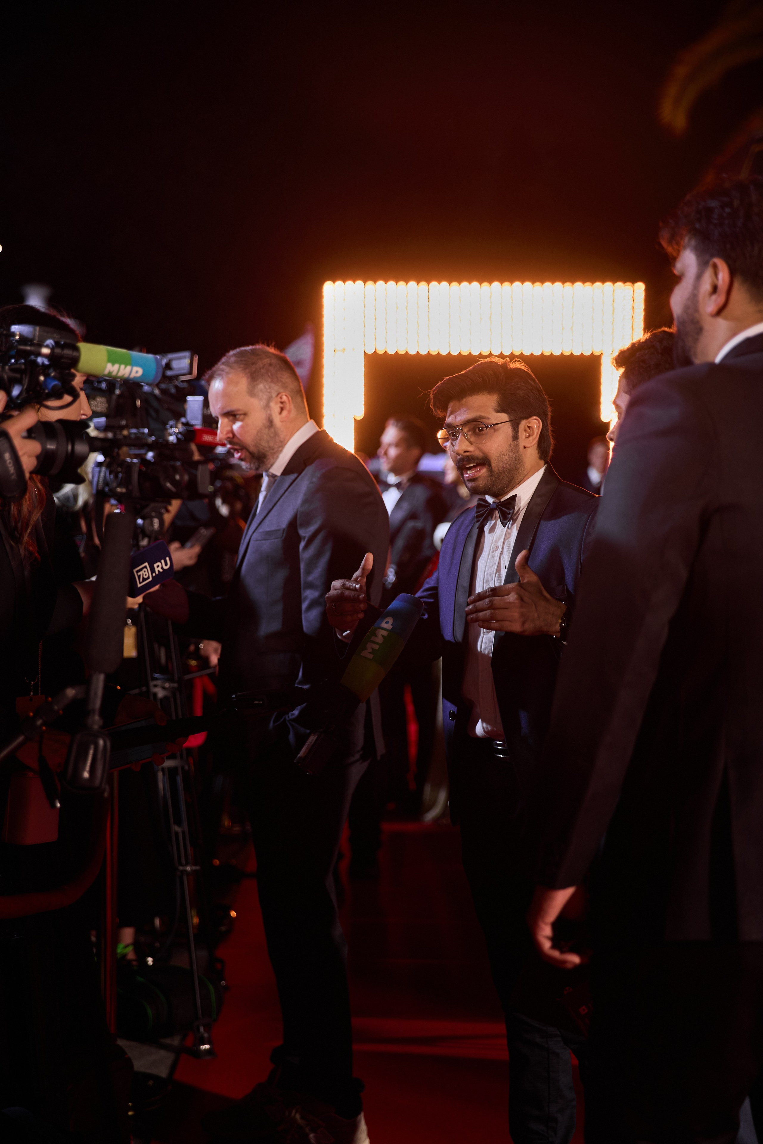 Фотосъемка репортажа кинофестиваля. Профессиональный фотограф в Сочи Виктория Джой. Обучение