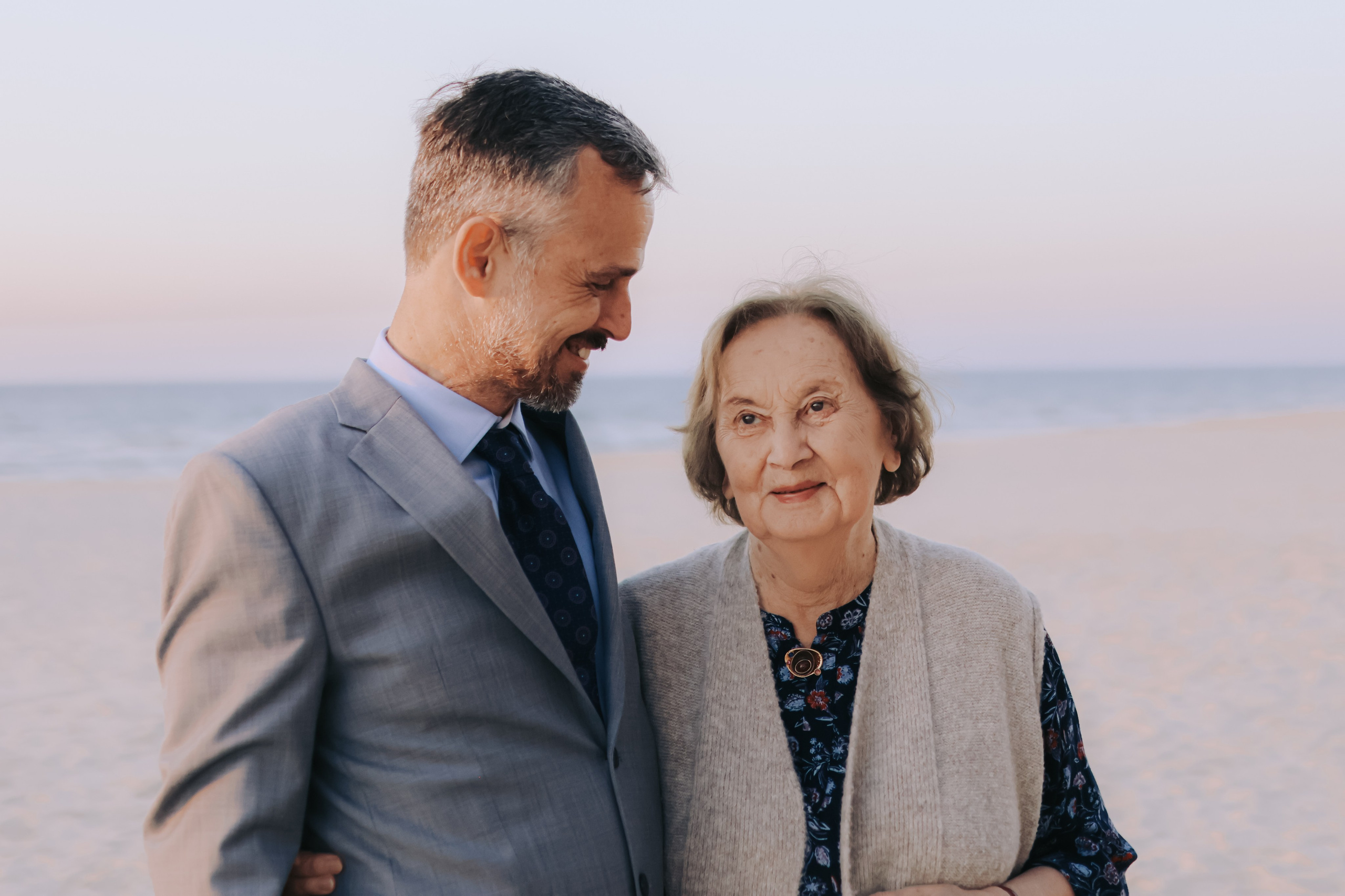 Family shoot / Engagement, Bat Yam | December 2025. Photographer in Israel Alice Milchin