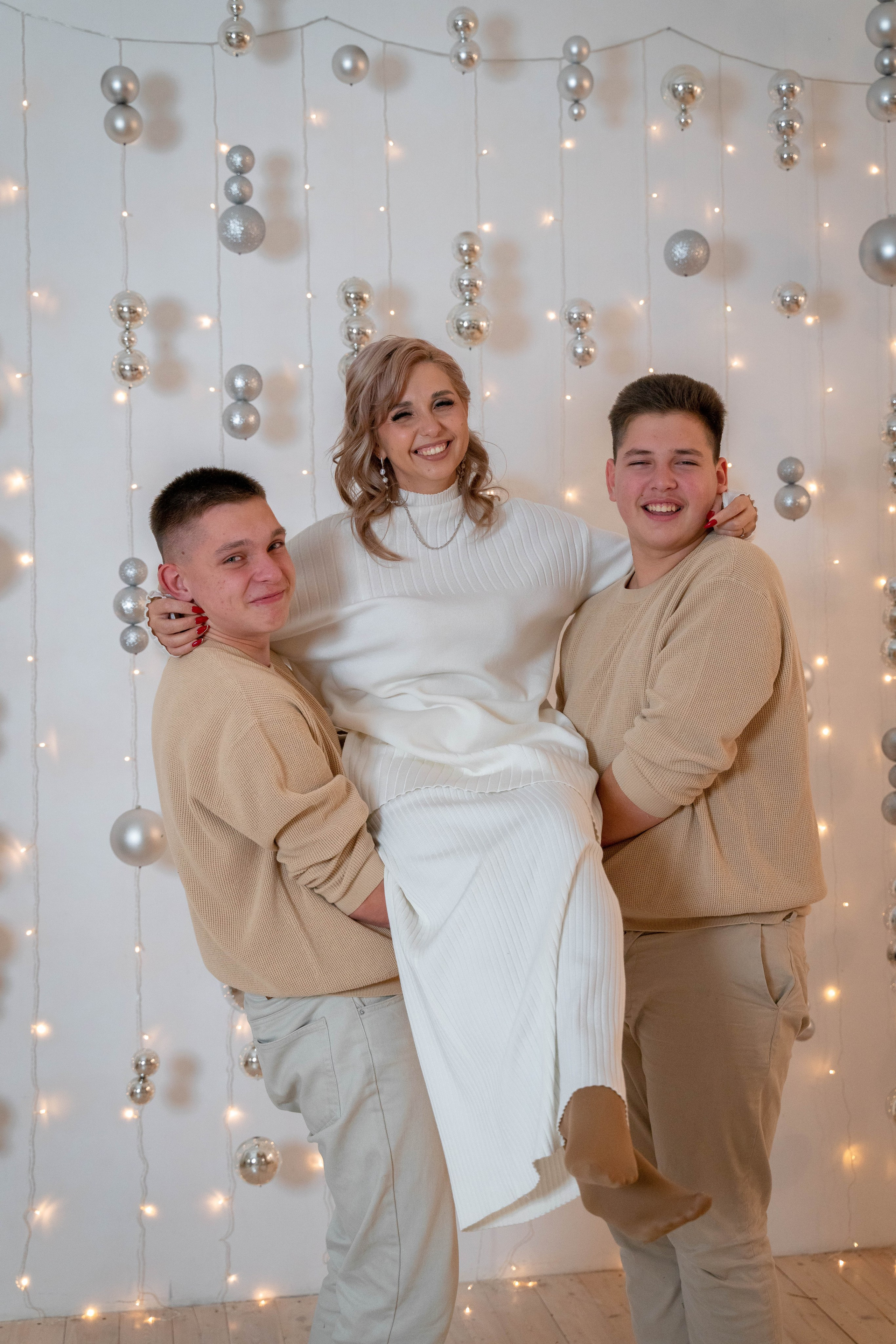 Семейная новогодняя фотосессия. ALISON FILMS