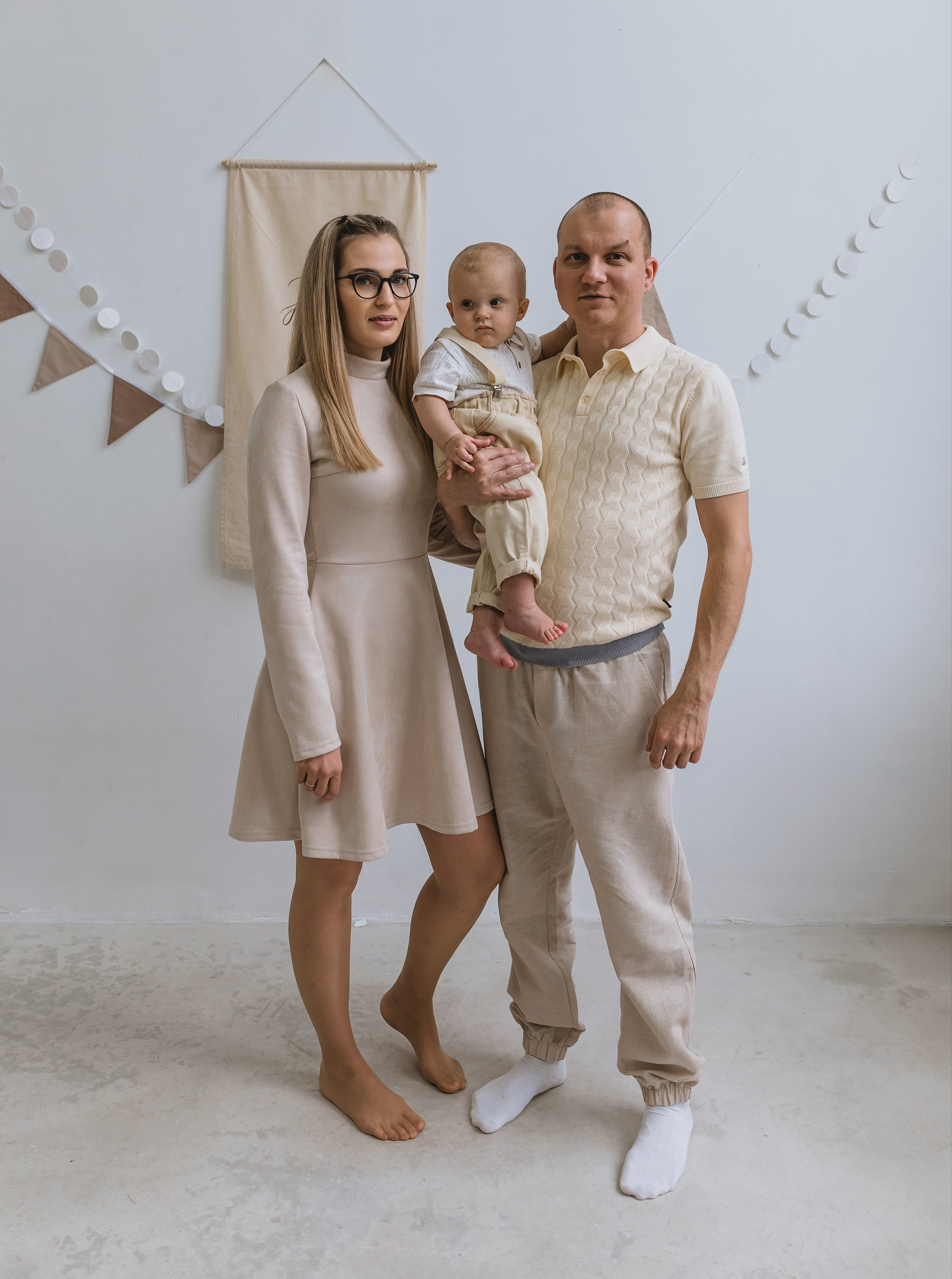 Марку годик. Женский и предметный фотограф