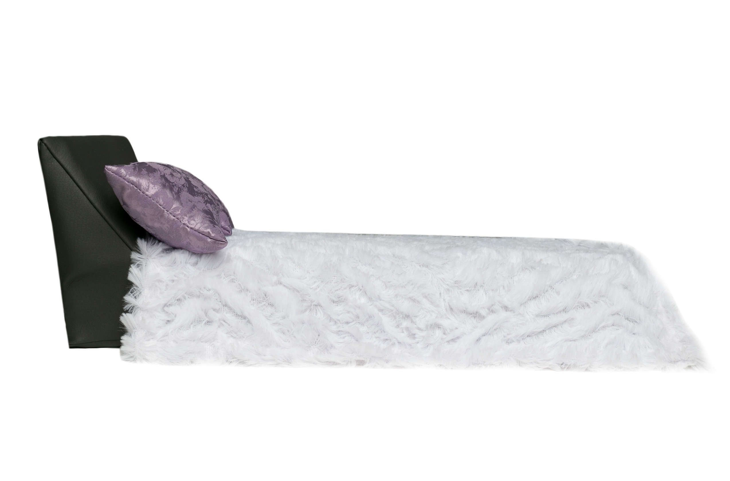 Детские игрушки на белом/однотонном фоне для wildberries. Предметная, рекламная фотосъёмка в Орле. Предметный фотограф в Орле