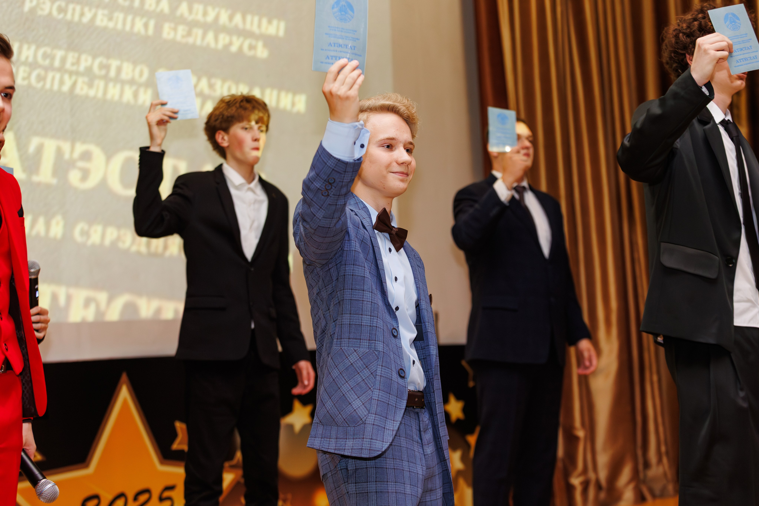 Выпускной 2025. Репортажный фотограф Минск ❘ Костецкий Илья ❘ Беларусь