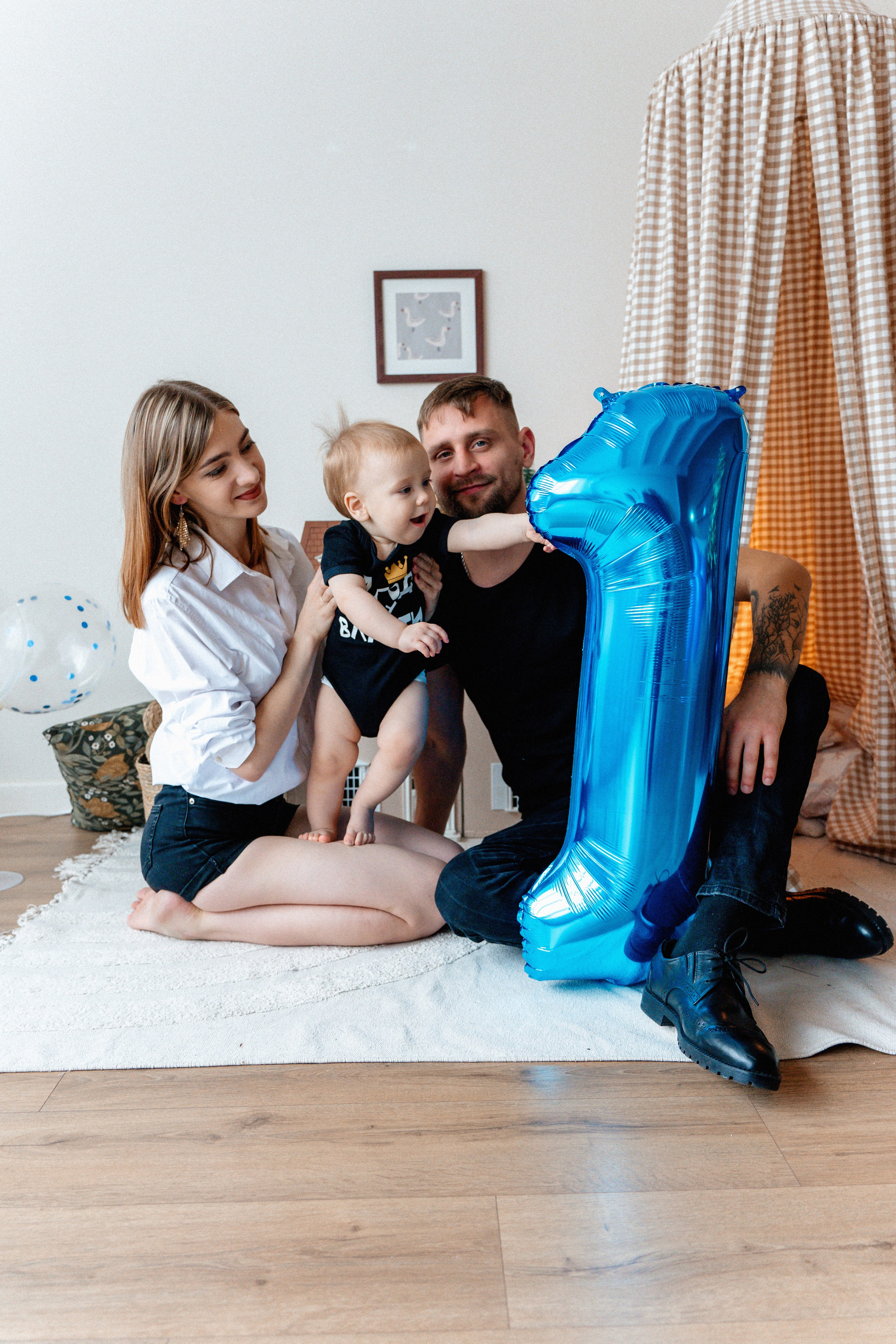 Наш сладкий малютка отметил годик. Ваш семейный фотограф в Минске — Вика Трегубова