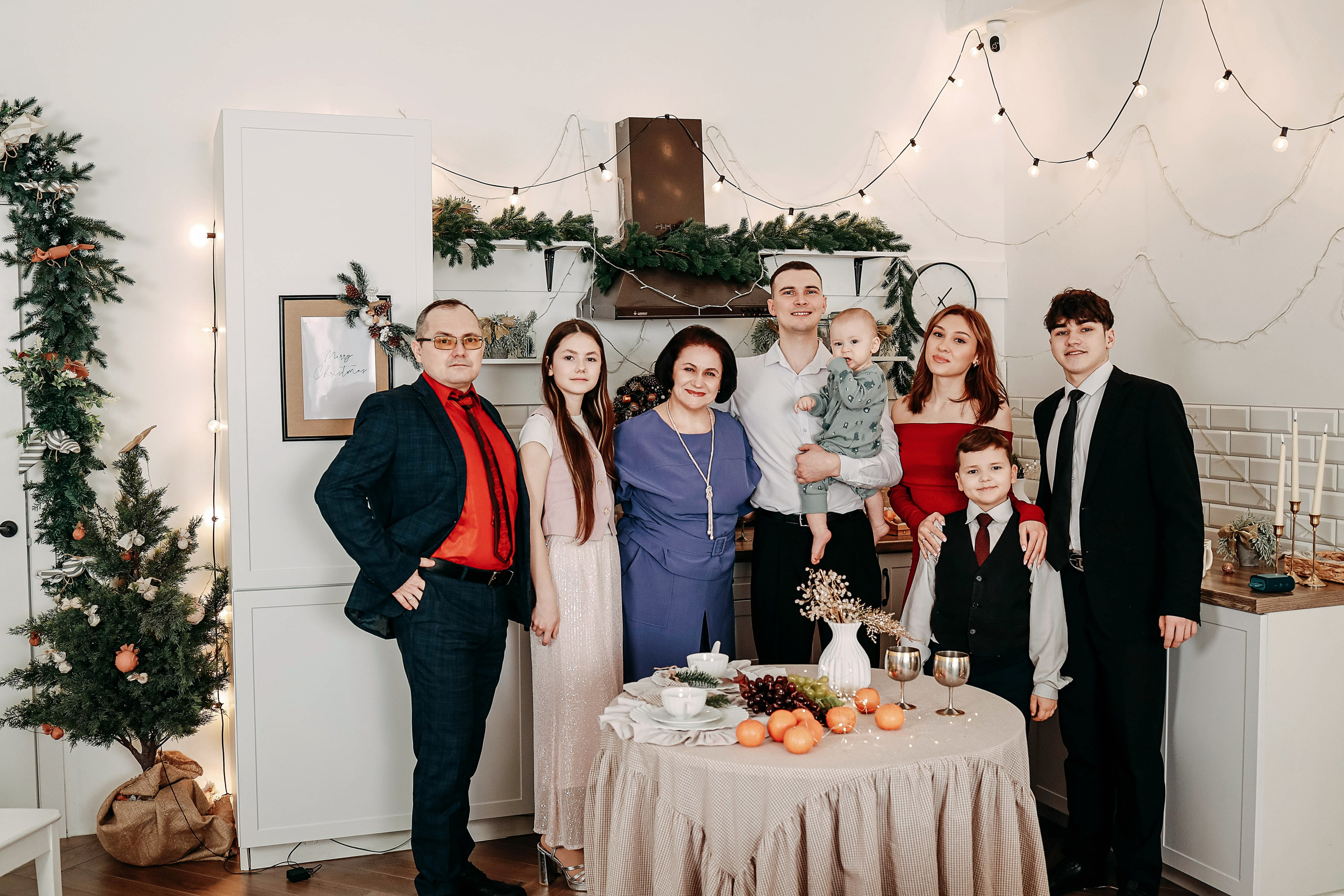 Семейная новогодняя фотосессия. Студия Сканди. Иванова Ирина Свадебный и семейный фотограф г. Уфа