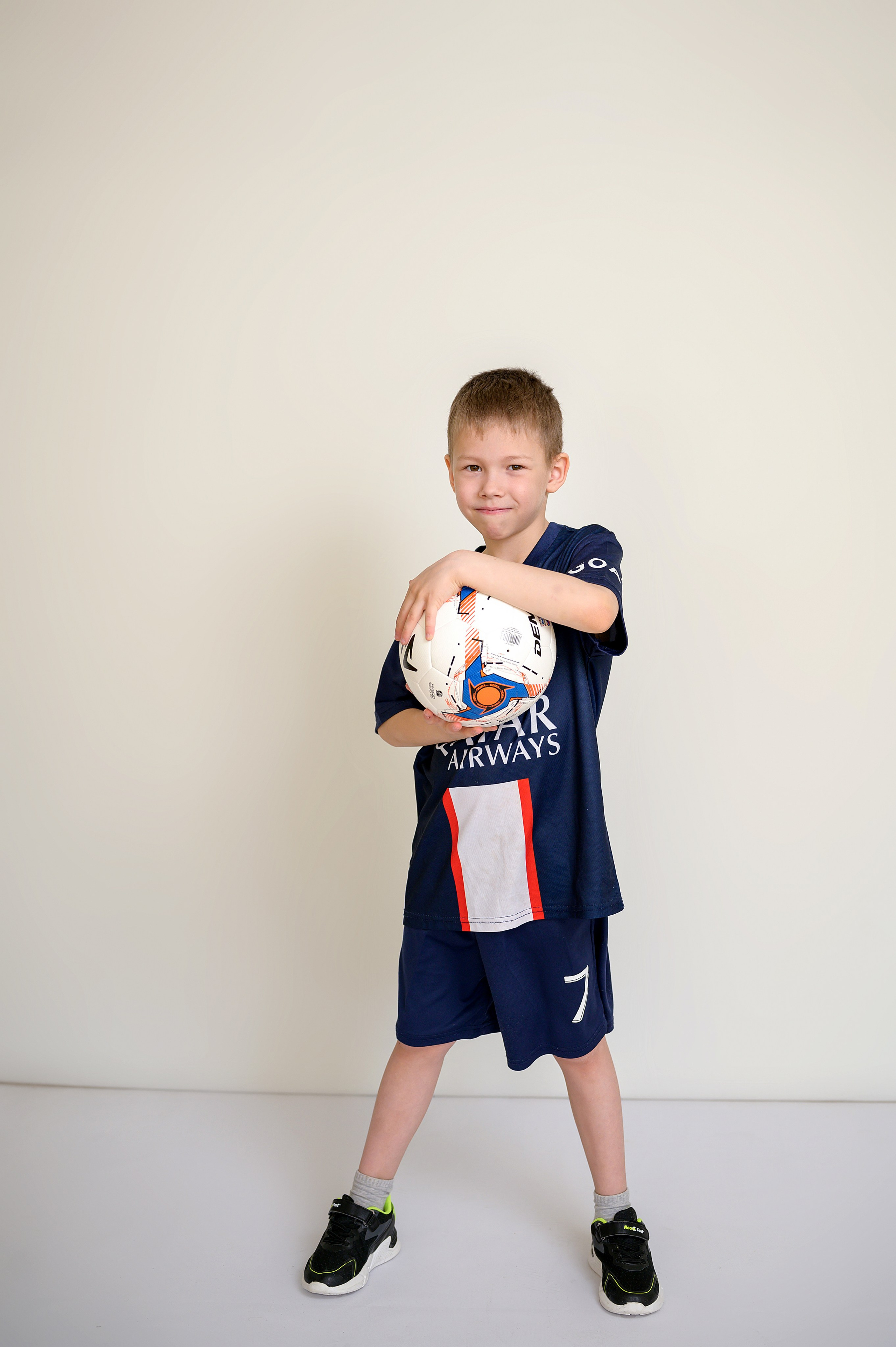 Д/с№ 3к3 группа «Фантазёры» (индивидуальный дизайн) + рисунки детей. Фотограф новорожденных, семейный детский в Тюмени Татьяна Морозова