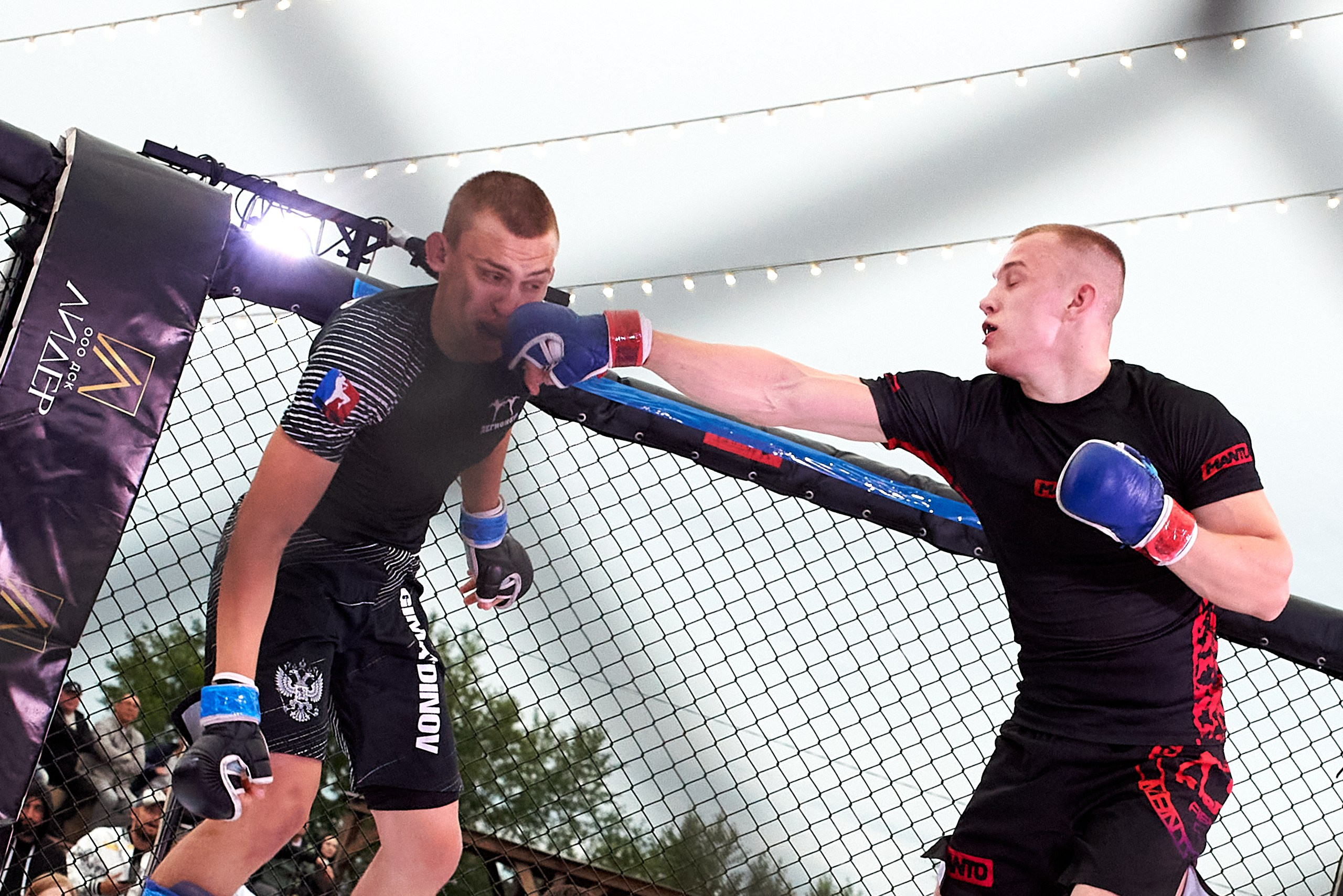 ММА. Битва на Иже-4. Спортивный репортажный фотограф в Ижевске Сергей Мерзляков