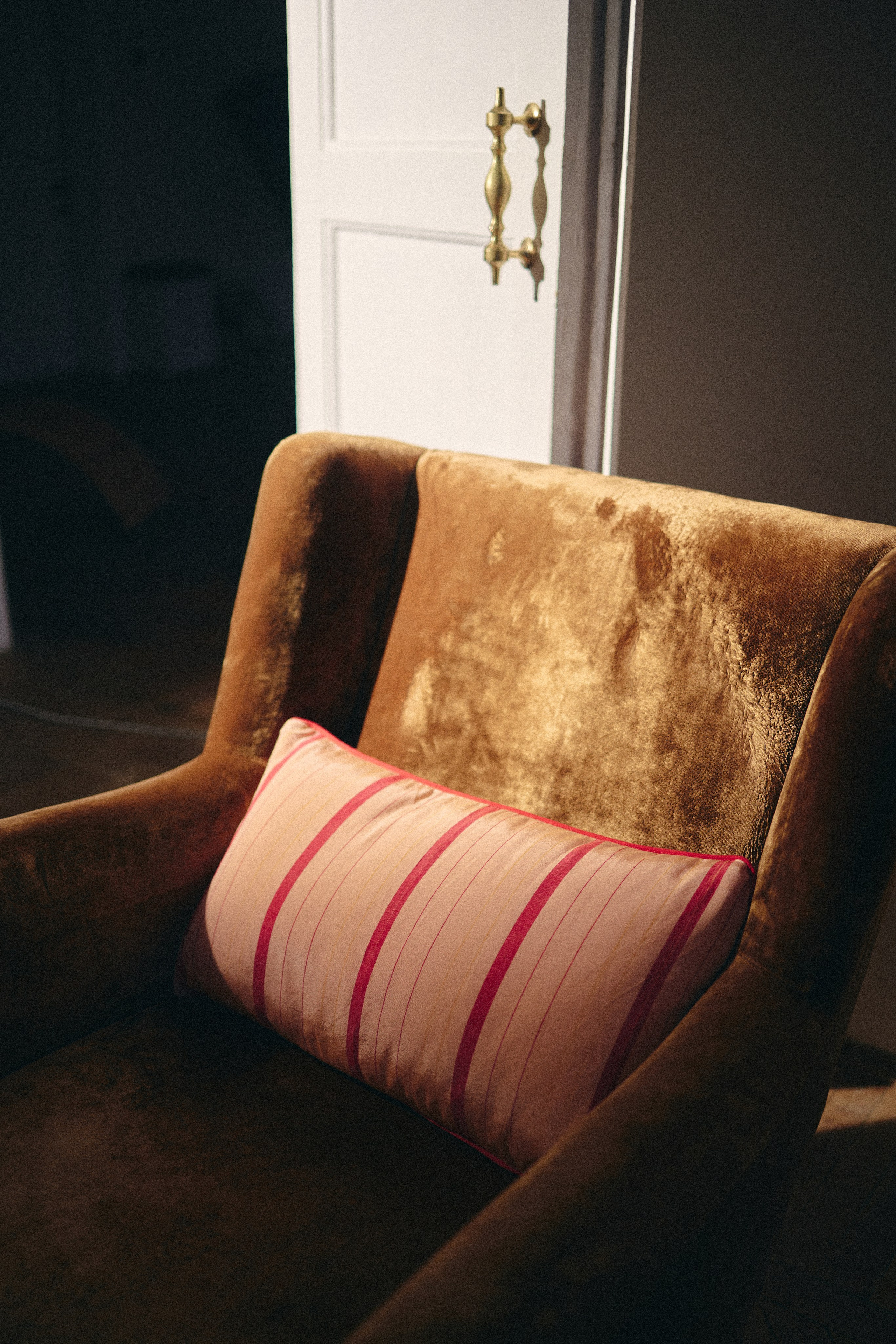 Olesha — текстиль для дома. Декоратор интерьеров Ксения Левдикова