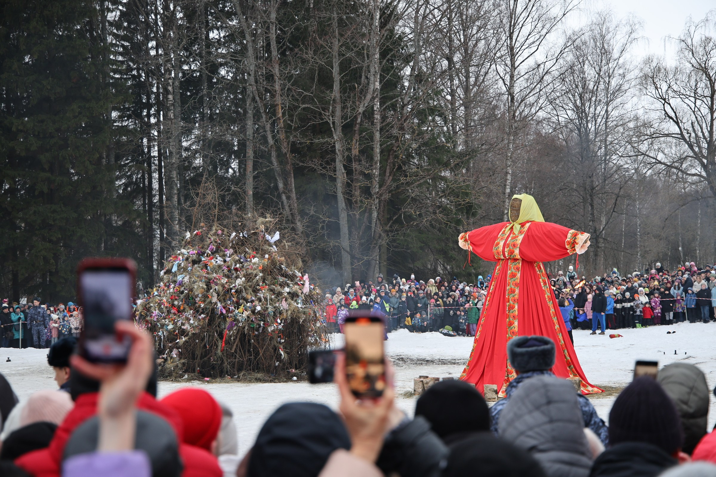 Широкая Масленица ГМЗ Павловск. Фотограф Валерий Сабрам