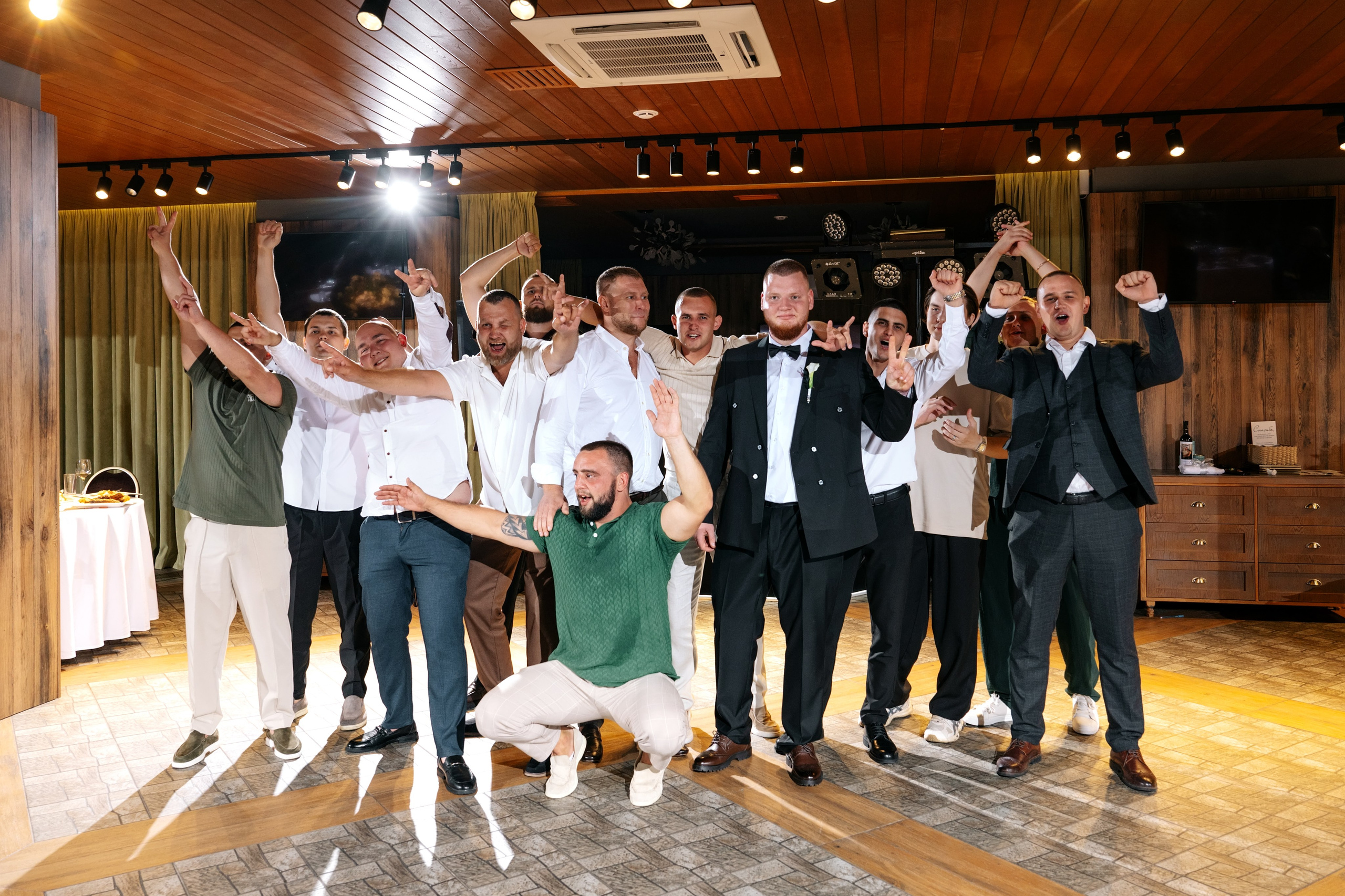 Свадьба в КСК Звёздный. Свадебный и семейный фотограф Виктория Носачёва. Щелково, Москва и МО