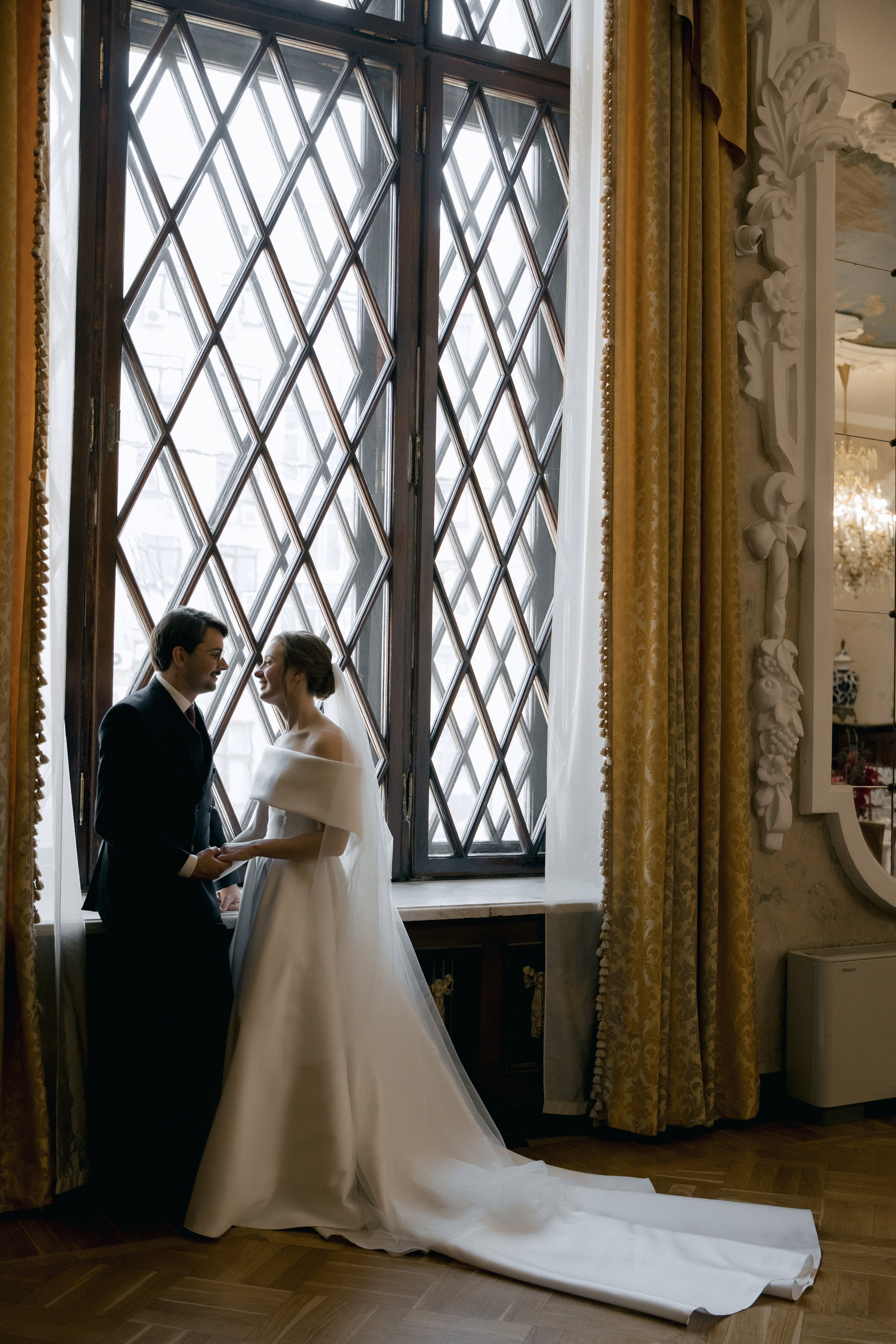 Свадебный банкет в отеле Хилтон Москва Ленинградская. Свадебный фотограф Москва