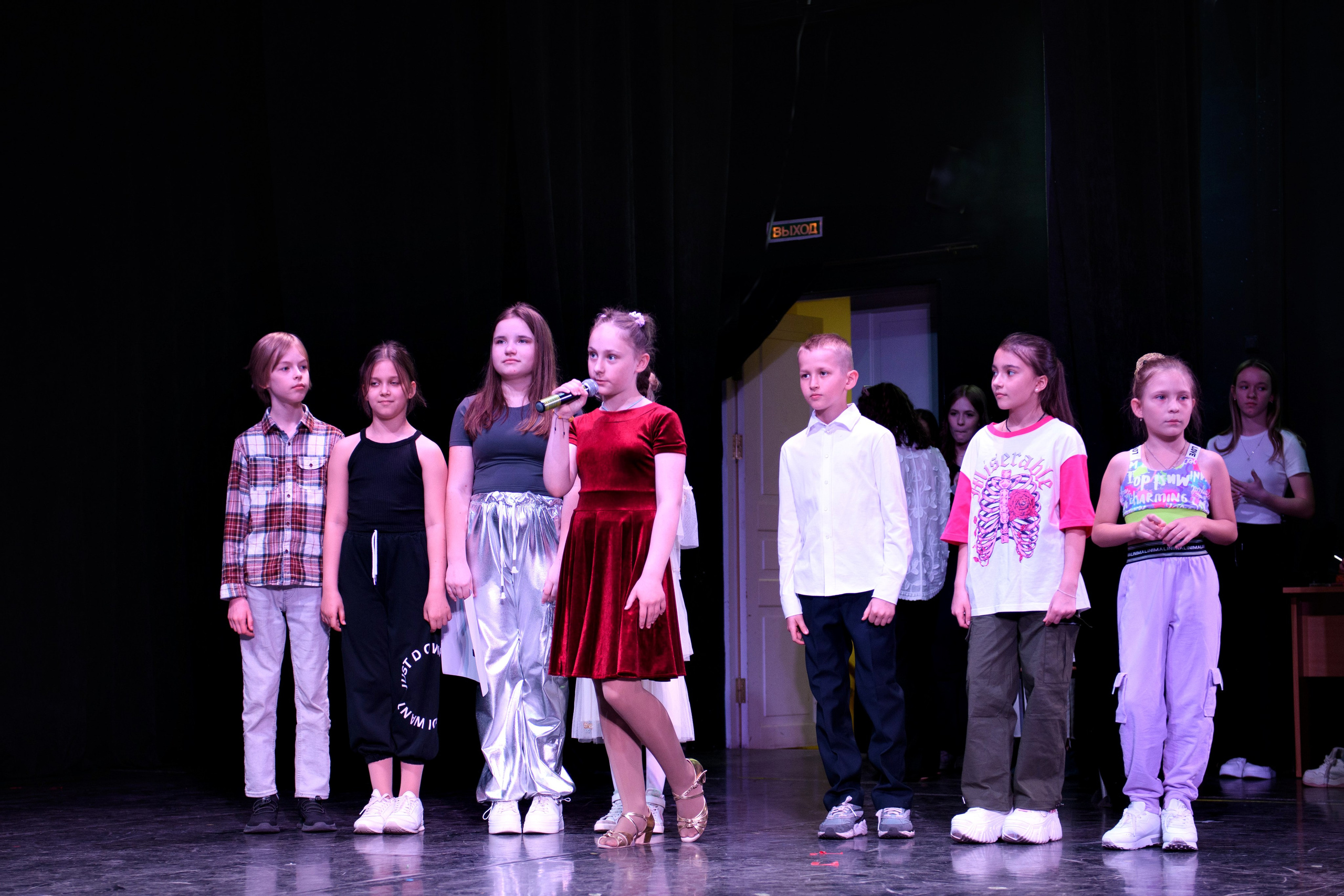 Фотосъёмка торжественного вечера выпускников. Организация и проведение фотосъемок в Санкт-Петербурге. Фотограф Смирягин Илья