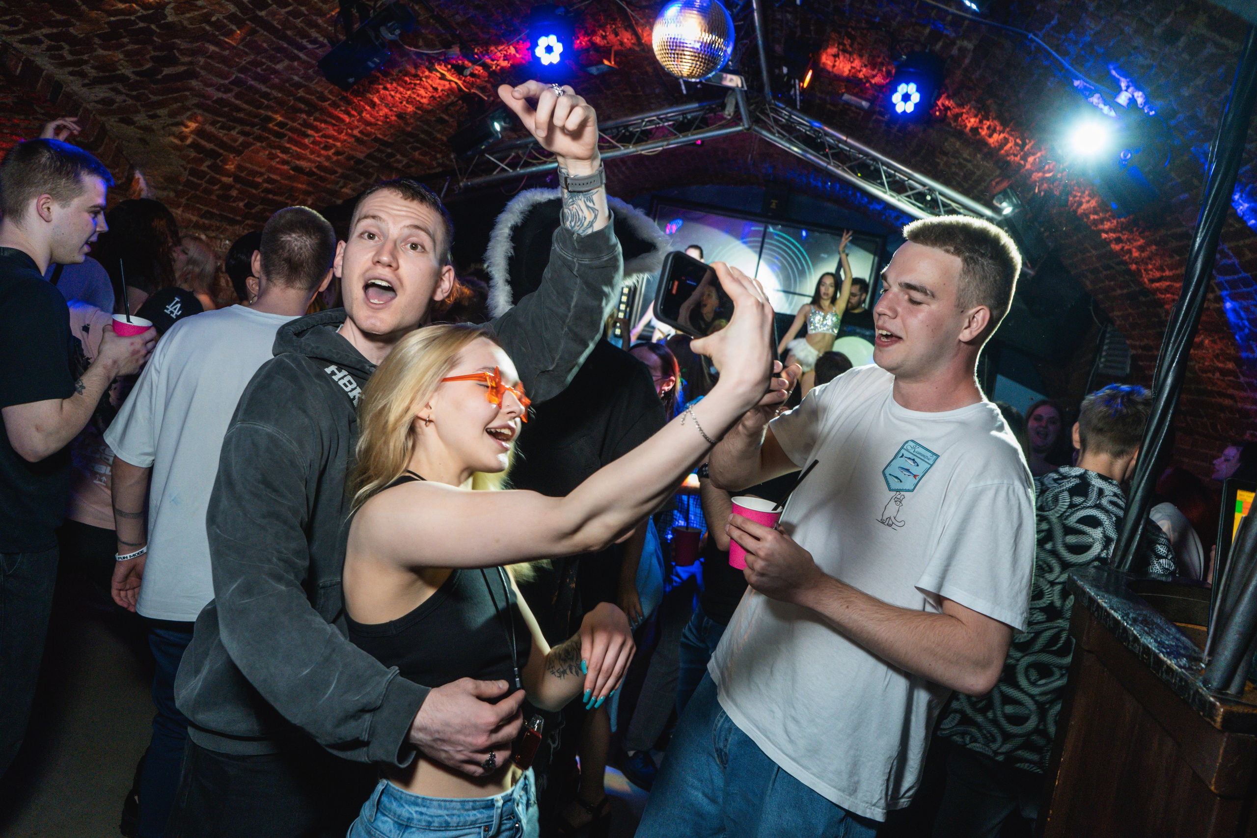 Вечеринки. Фотограф в Санкт-Петербурге CHASOVPHOTO